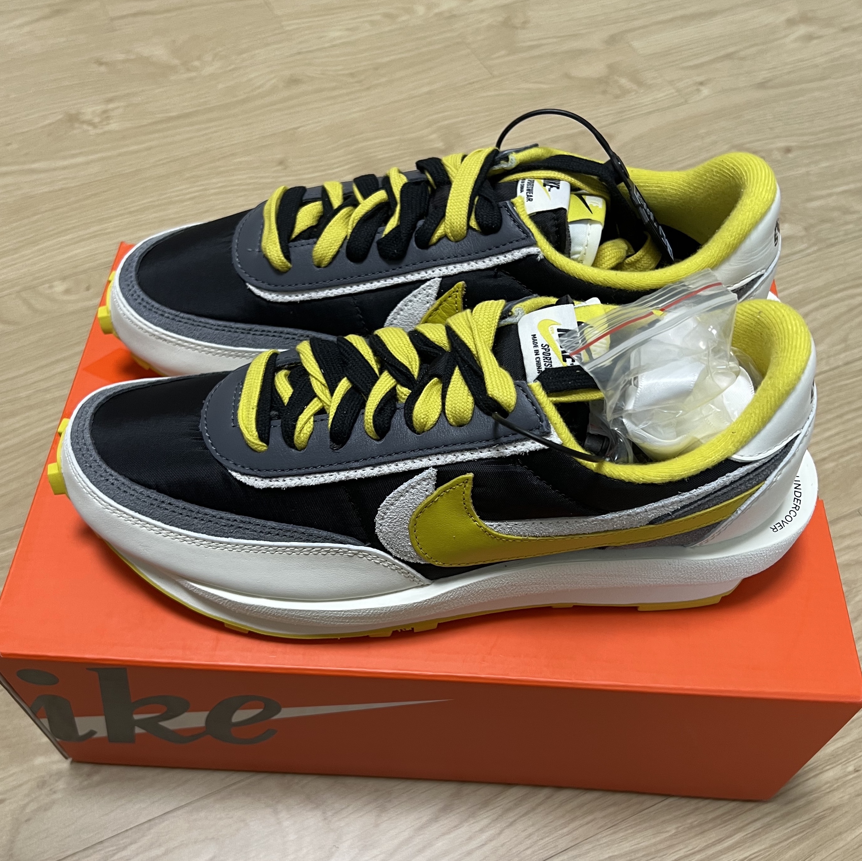 Nike x Sacai x Undercover LDWaffle Black Bright Citron 착용 스타일 - 1