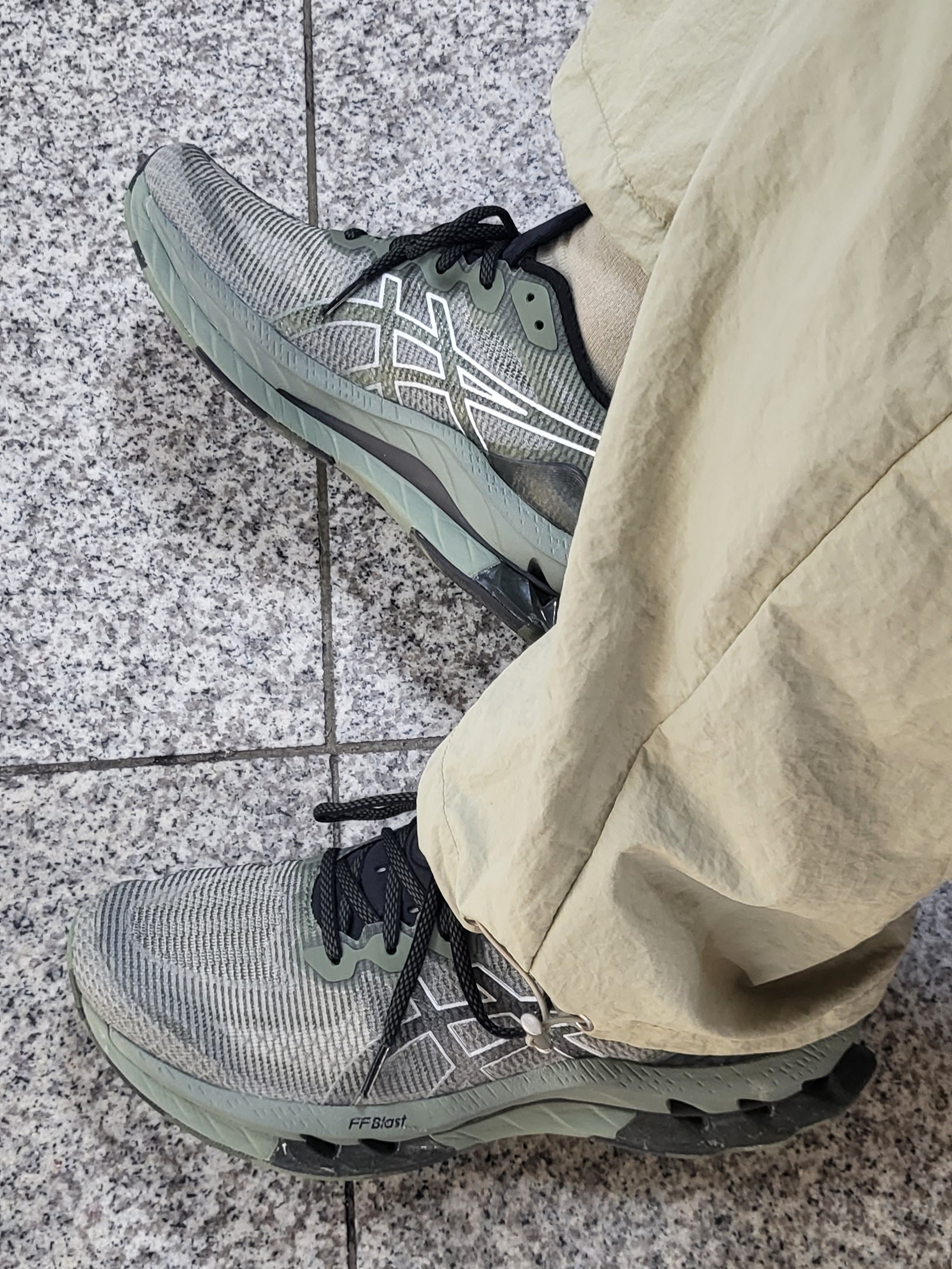 Asics Gel-Kinsei Blast LE Linchen Green White 착용 스타일 - 1