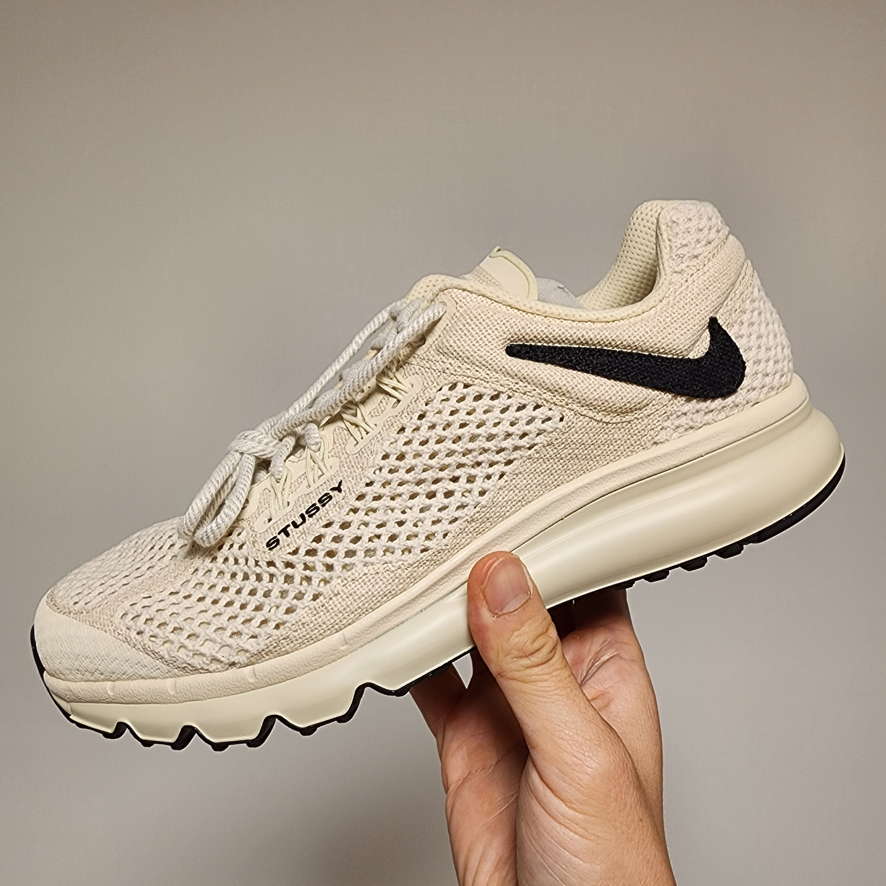 Nike x Stussy Air Max 2013 Fossil 착용 스타일 - 1