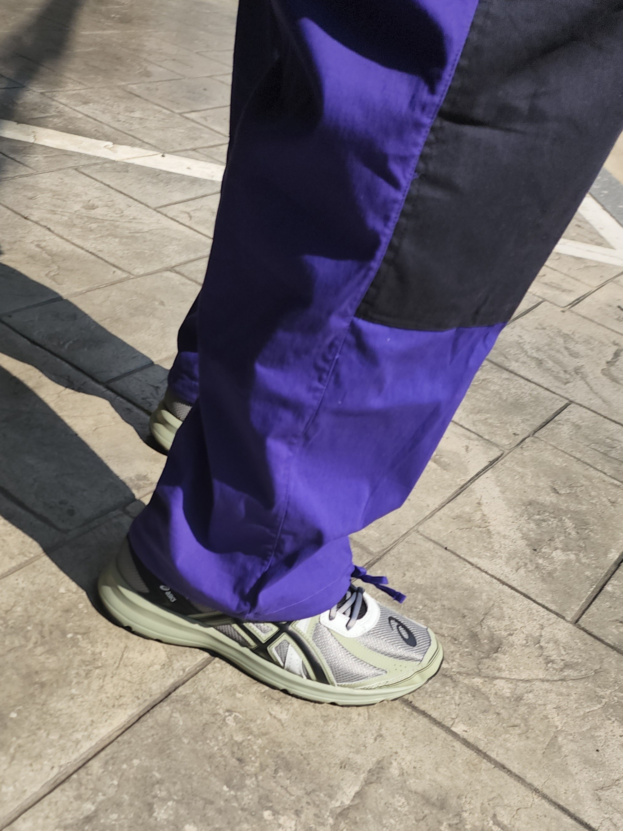 Asics Jog 100 S Sheet Rock - 2E Wide, Nike ACG Convertible Pants Fusion Violet Black - Asia 착용 스타일