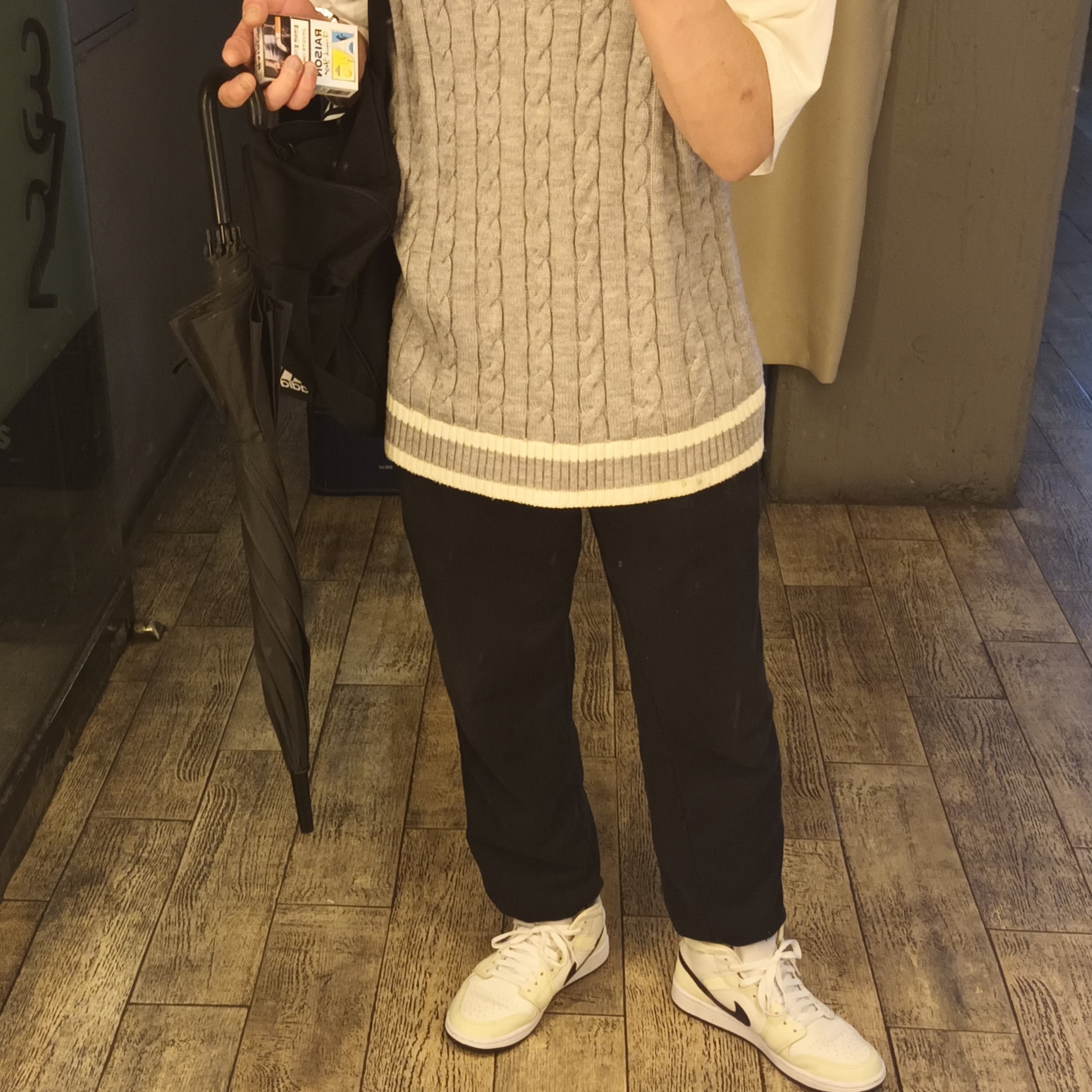 (W) Jordan 1 Mid Coconut Milk 착용 스타일