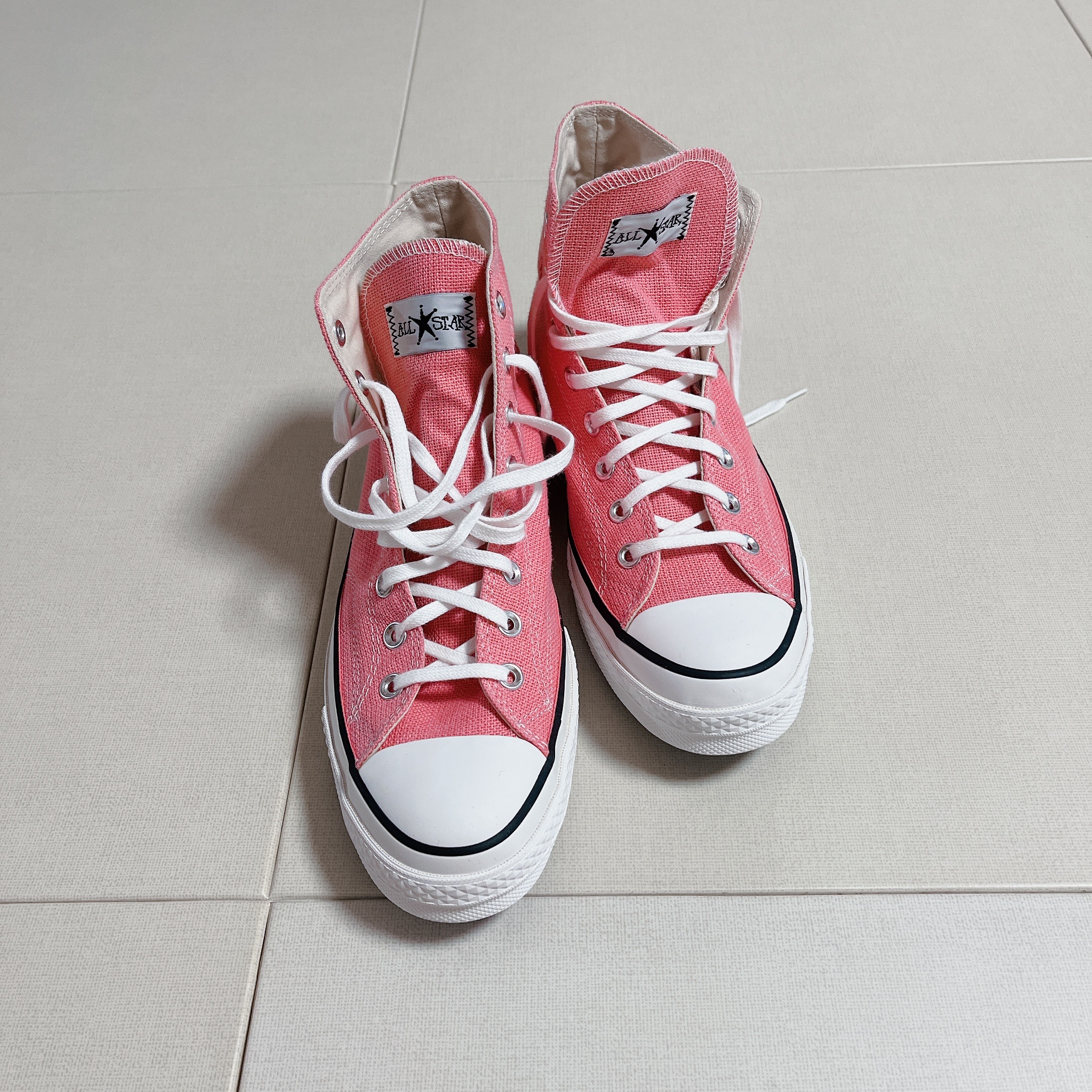 Converse x Stussy Chuck 70 High Plumeria 착용 스타일 - 3