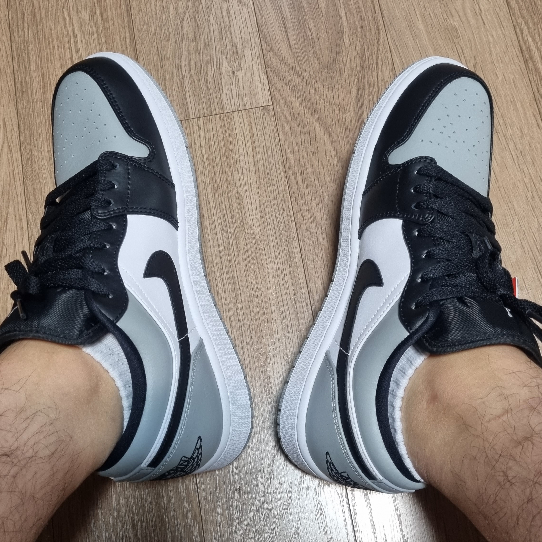 Jordan 1 Low Light Smoke Grey Black 착용 스타일 - 3