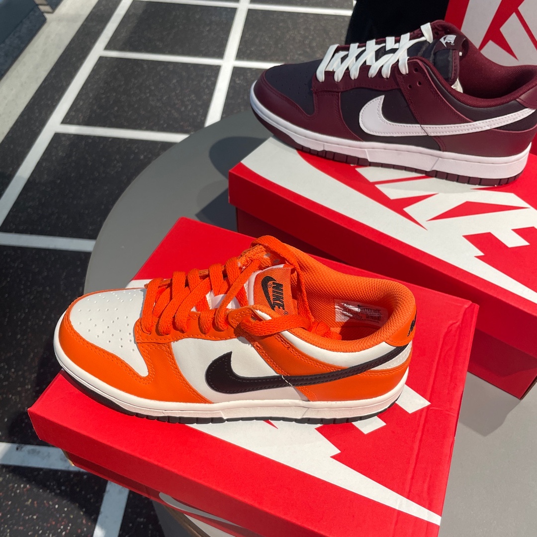 (GS) Nike Dunk Low Safety Orange 착용 스타일