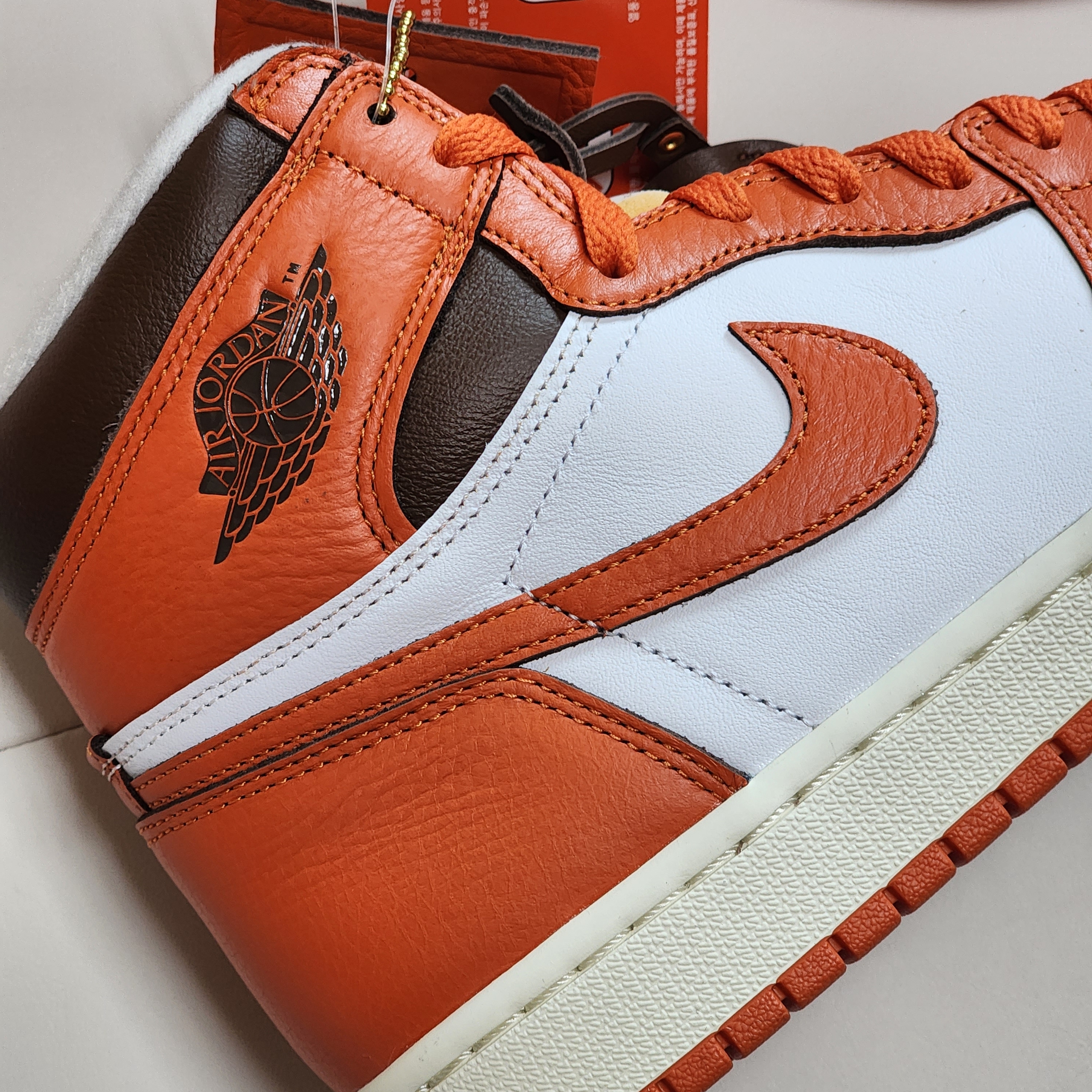 (W) Jordan 1 Retro High OG Starfish 착용 스타일 - 4