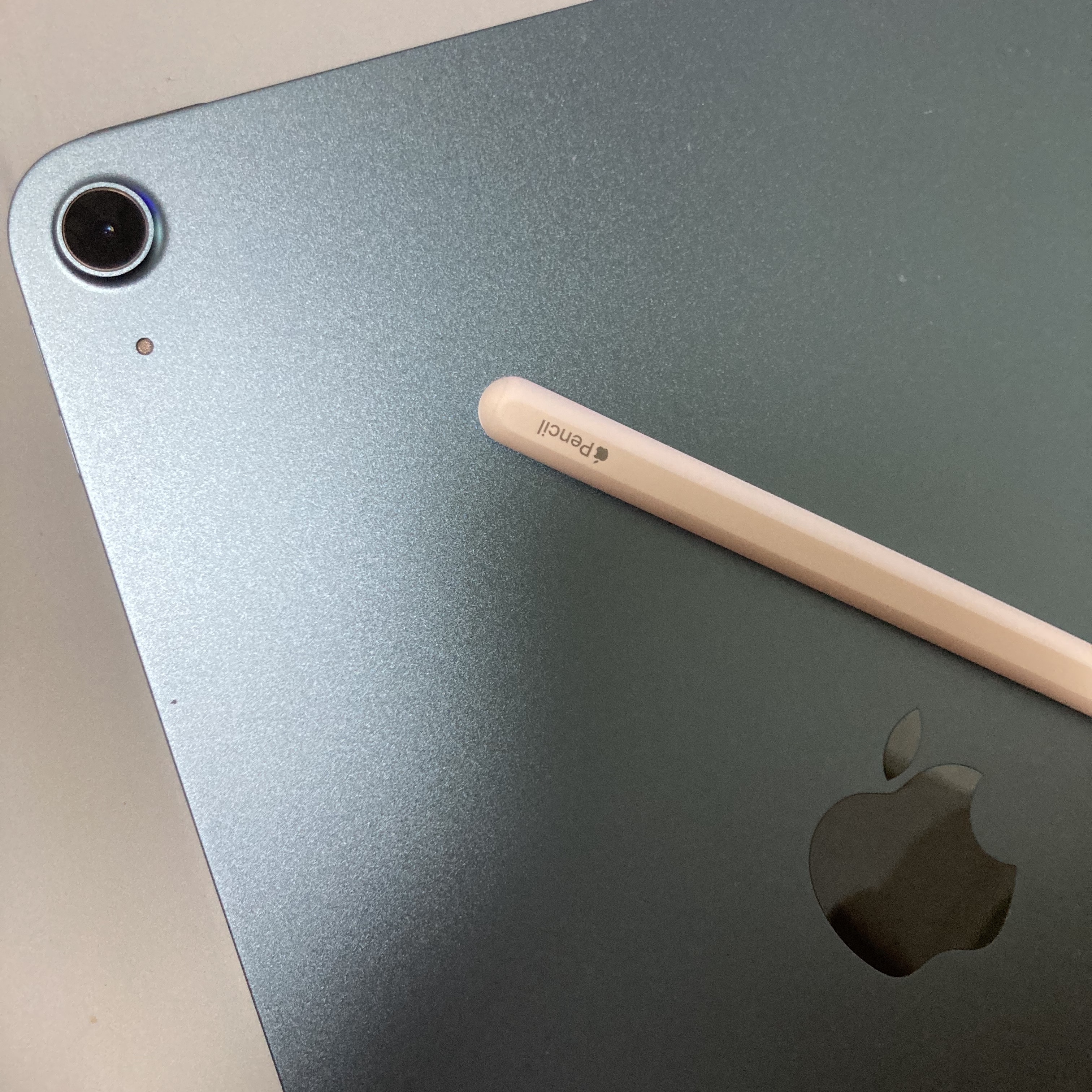 Apple iPad Air 5th Gen Wifi 64GB Blue (Korean Ver.), Apple Pencil 2nd Gen 착용 스타일 - 1