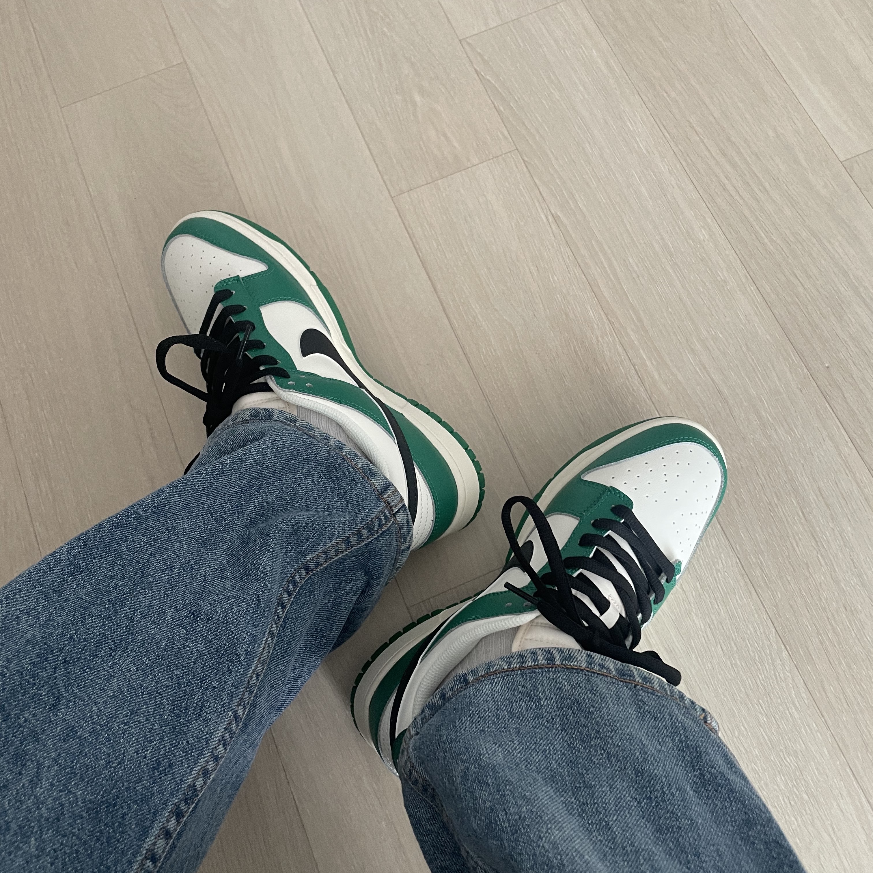 Nike Dunk Low Retro SE Jackpot Malachite 착용 스타일
