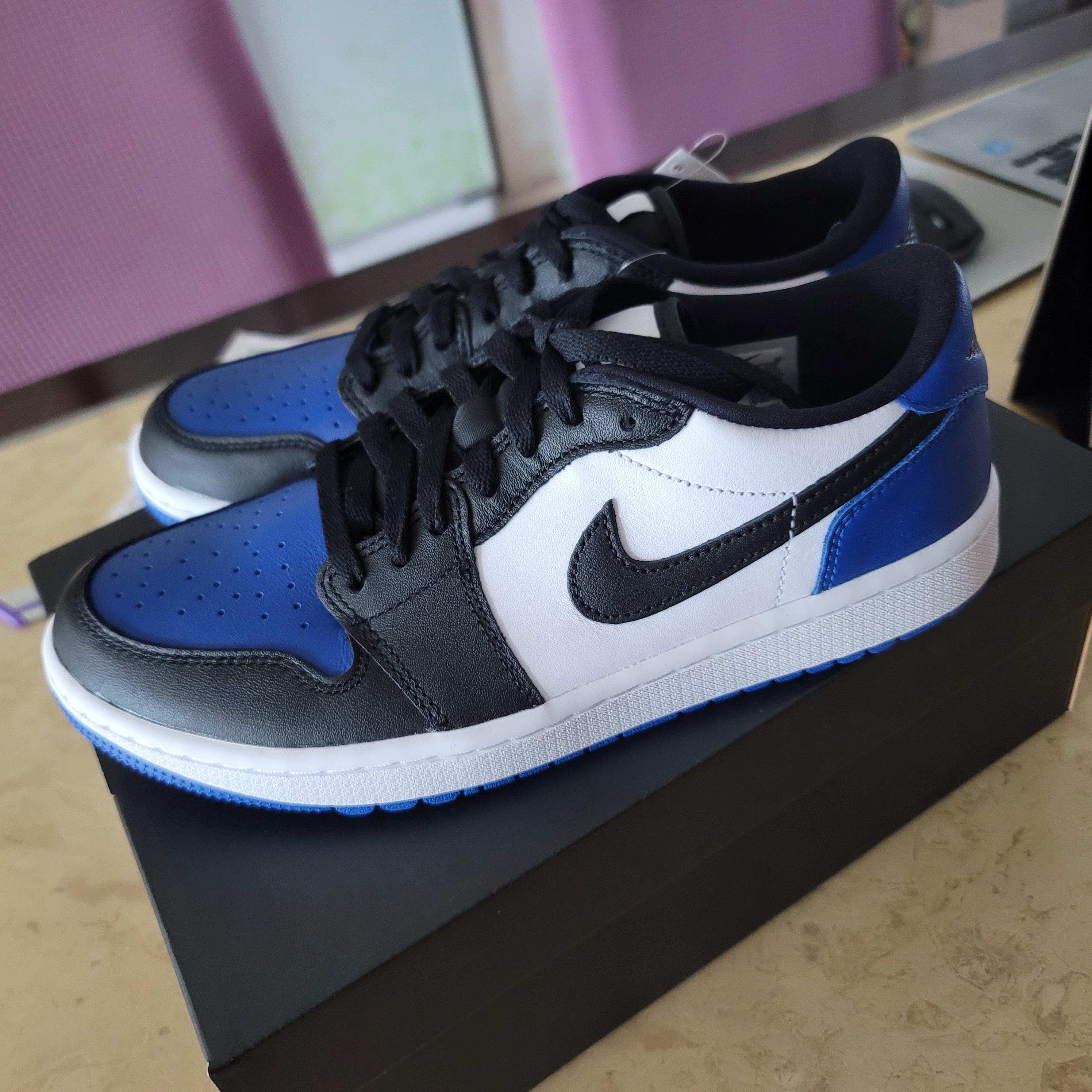 Jordan 1 Low Golf Sport Royal 착용 스타일