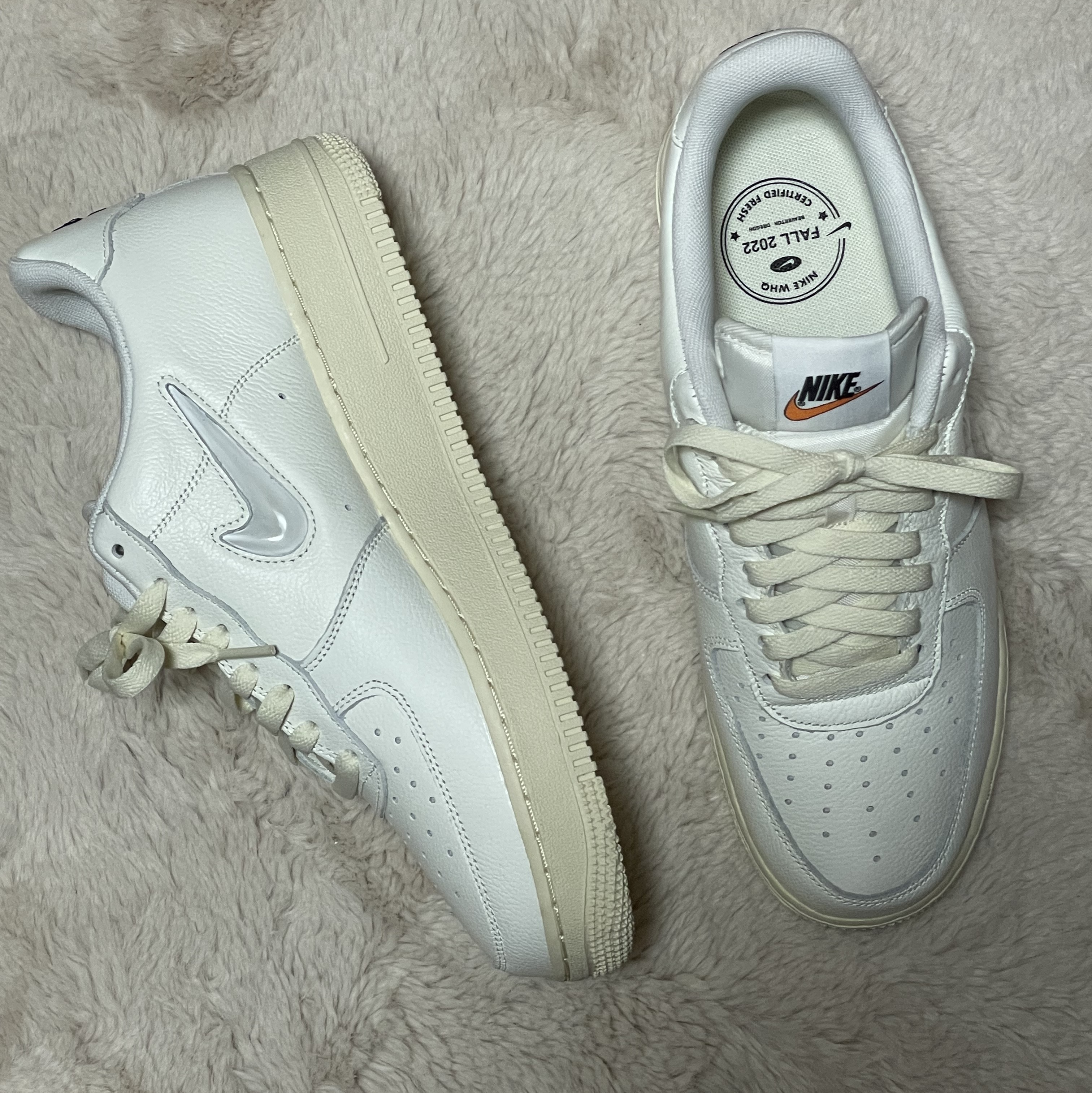 Nike Air Force 1 '07 PRM Vintage Sail 착용 스타일