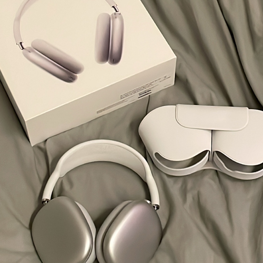 Apple AirPods Max Lightning Silver (Korean Ver.) 착용 스타일