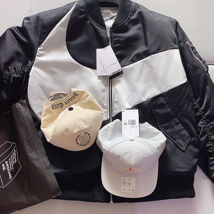 Nike NSW Swoosh Therma-Fit Bomber Black - Asia, Jordan x Union Cap Photon Dust 착용 스타일 - 1