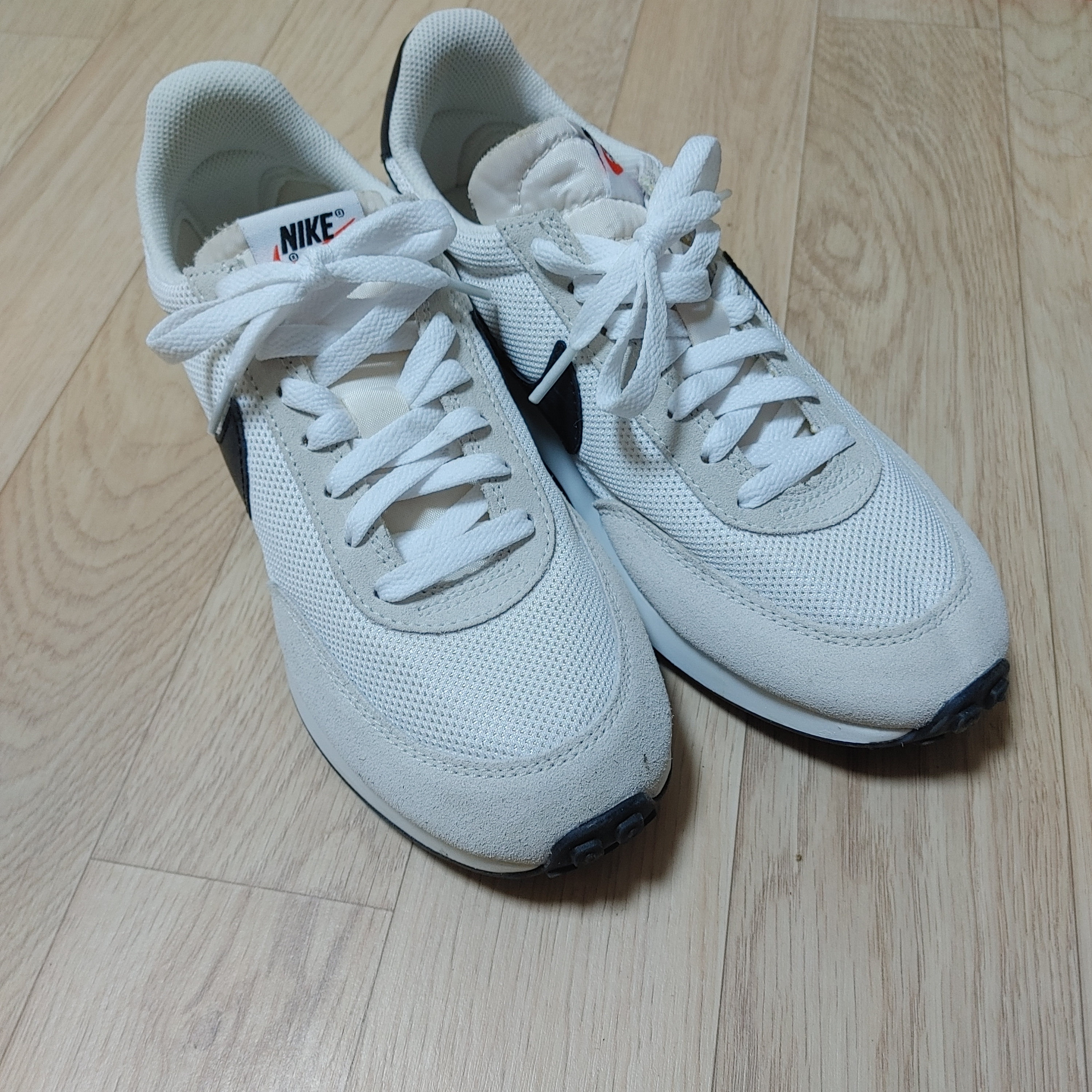 Nike Air Tailwind 79 White Phantom Black 착용 스타일