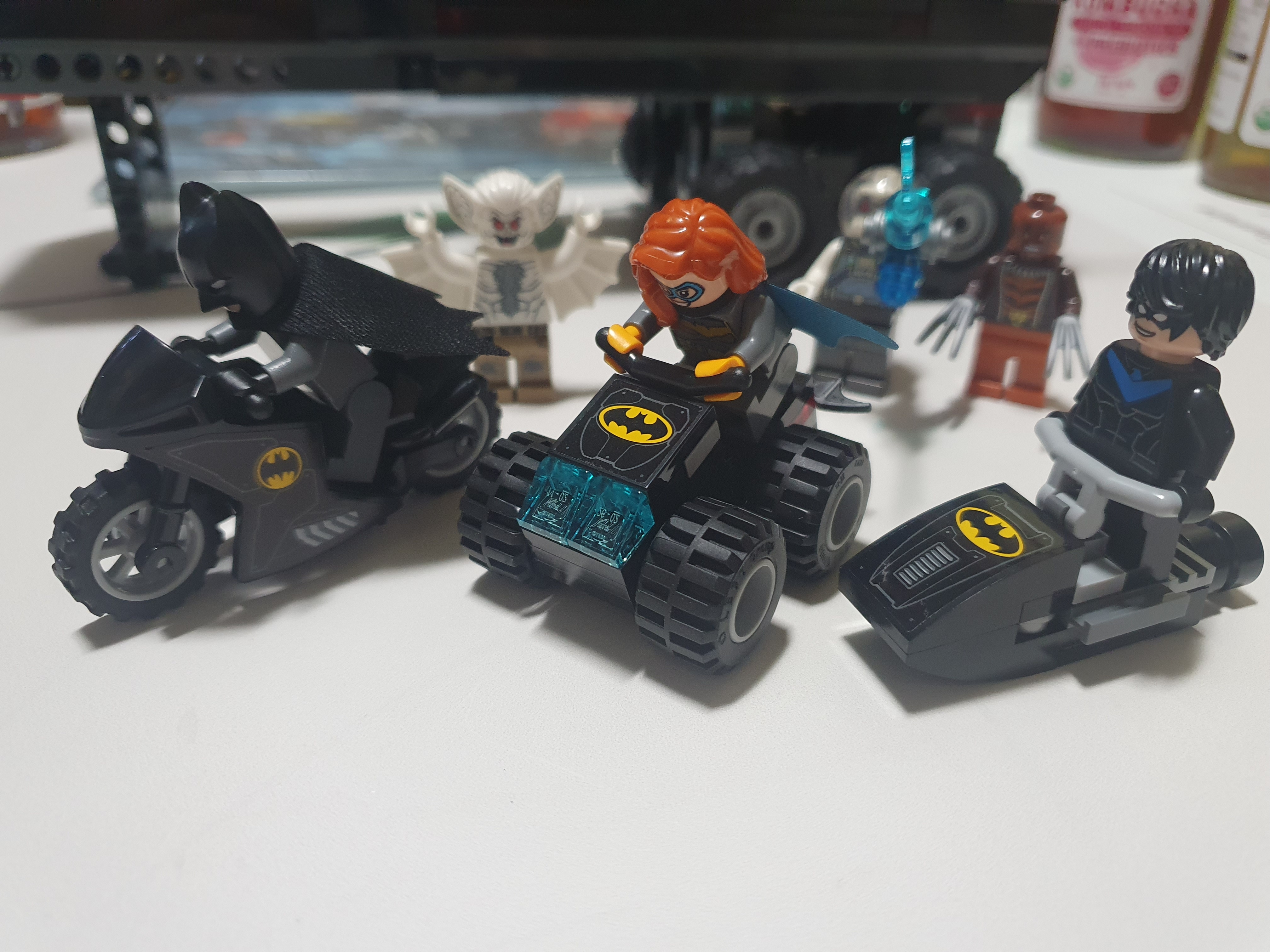Lego DC Comics Batman Mobile Bat Base 착용 스타일 - 3