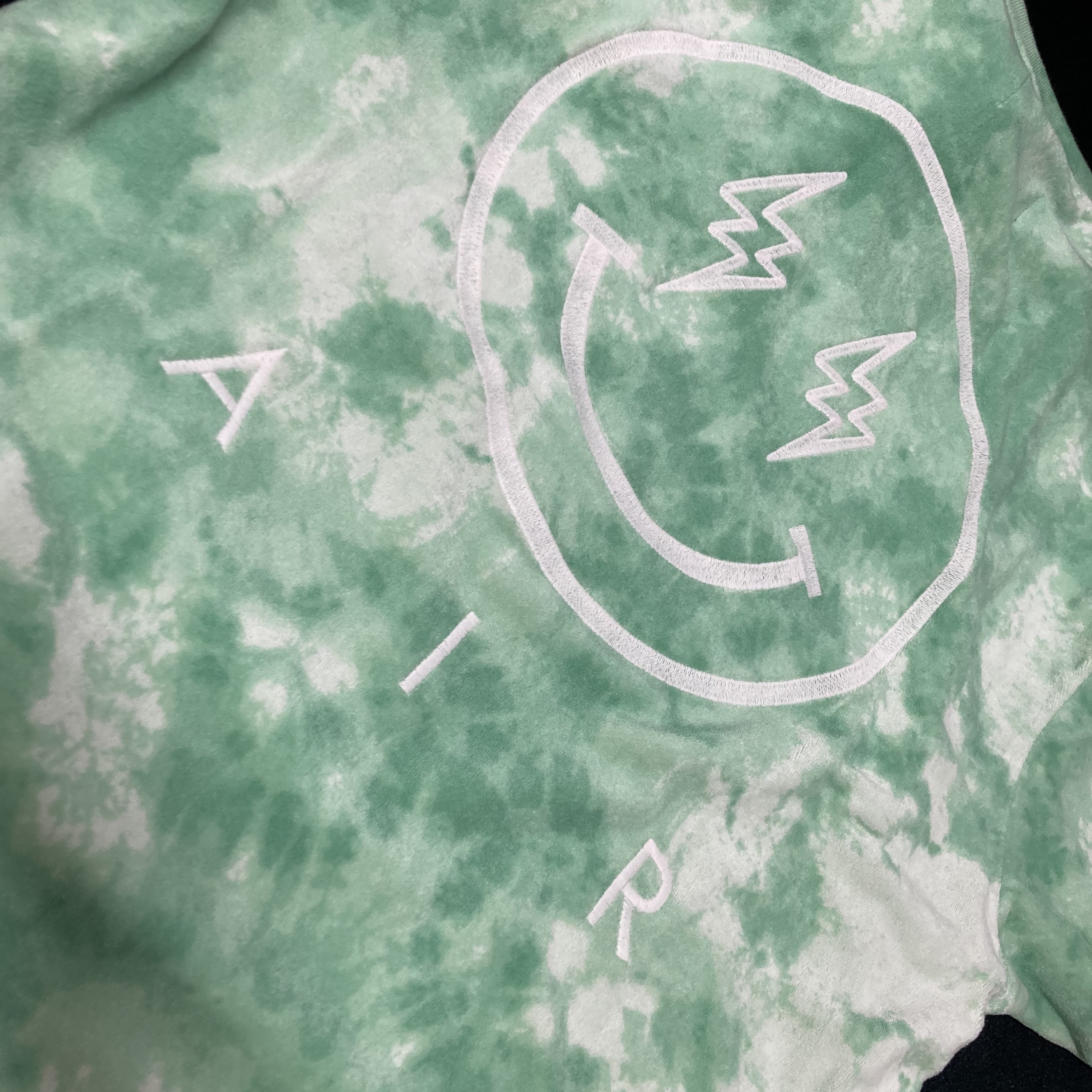 Jordan x J Balvin Crewneck Sweatshirt Jade Aura - Asia 착용 스타일