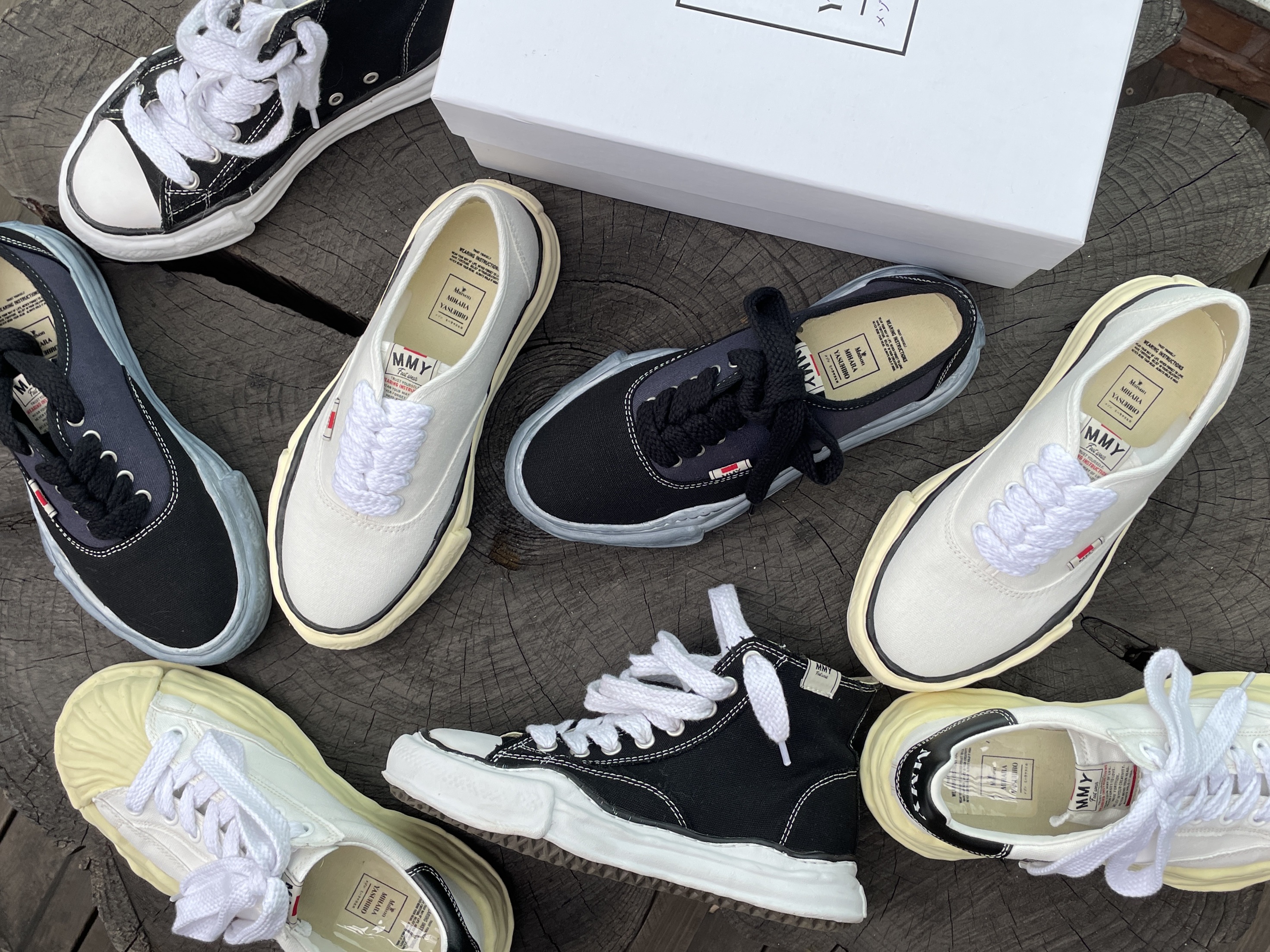 Maison Mihara Yasuhiro Peterson OG Sole Canvas High-top Sneakers Black, Maison Mihara Yasuhiro Baker OG Sole OD Canvas Low-top Sneakers Black 착용 스타일