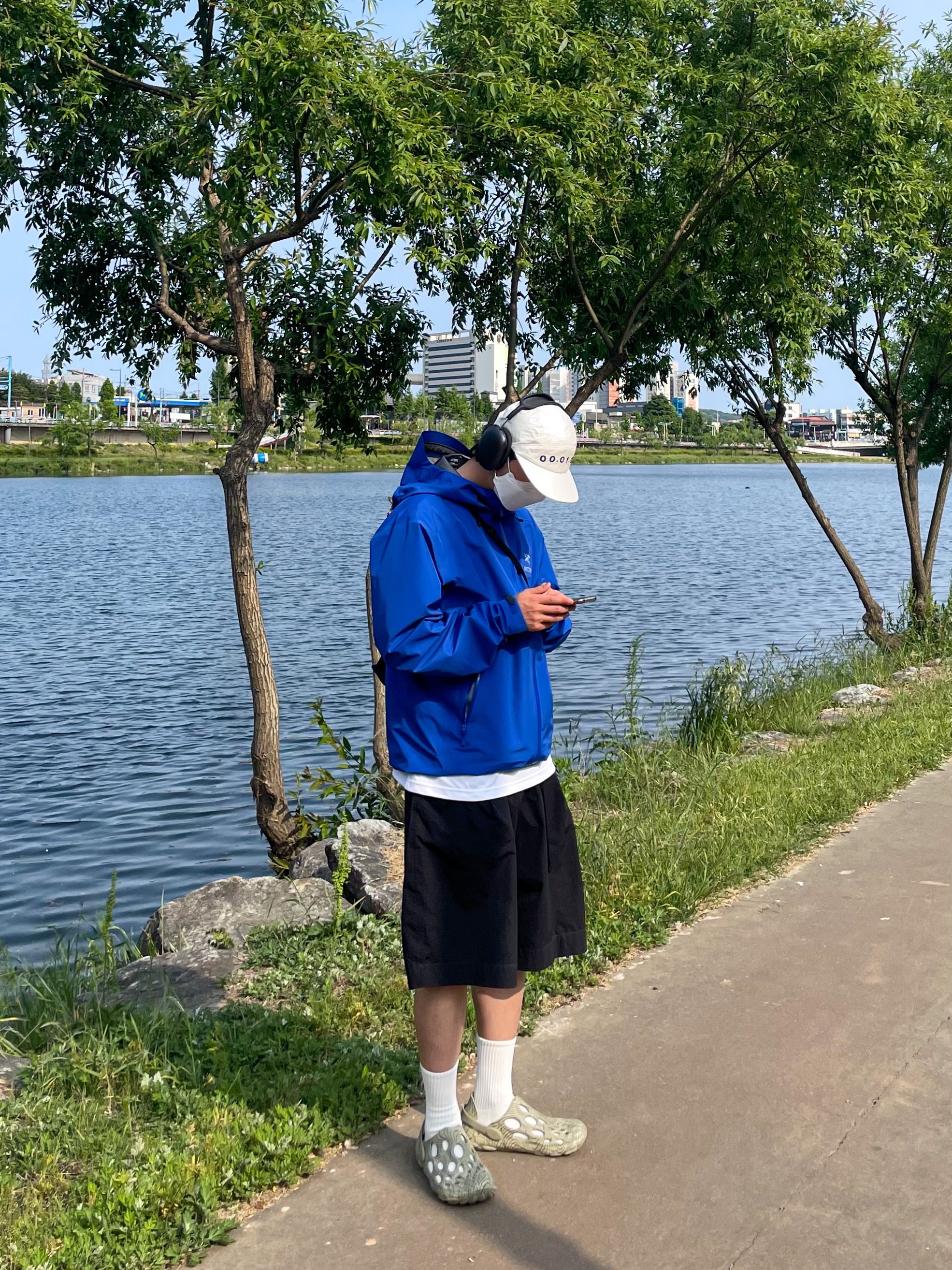 Arc'teryx Beta LT Jacket Vitality 착용 스타일 - 3