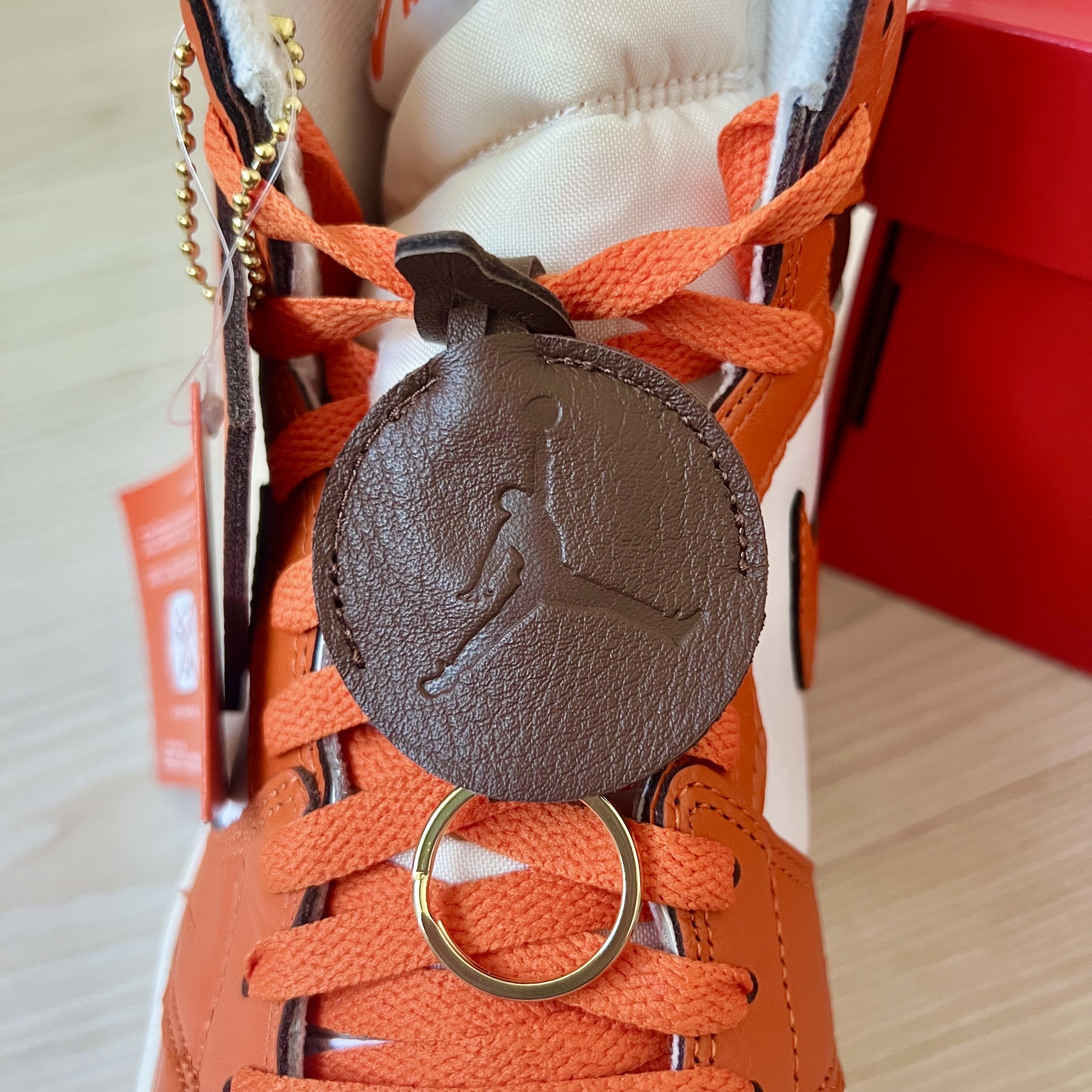 (W) Jordan 1 Retro High OG Starfish 착용 스타일 - 2