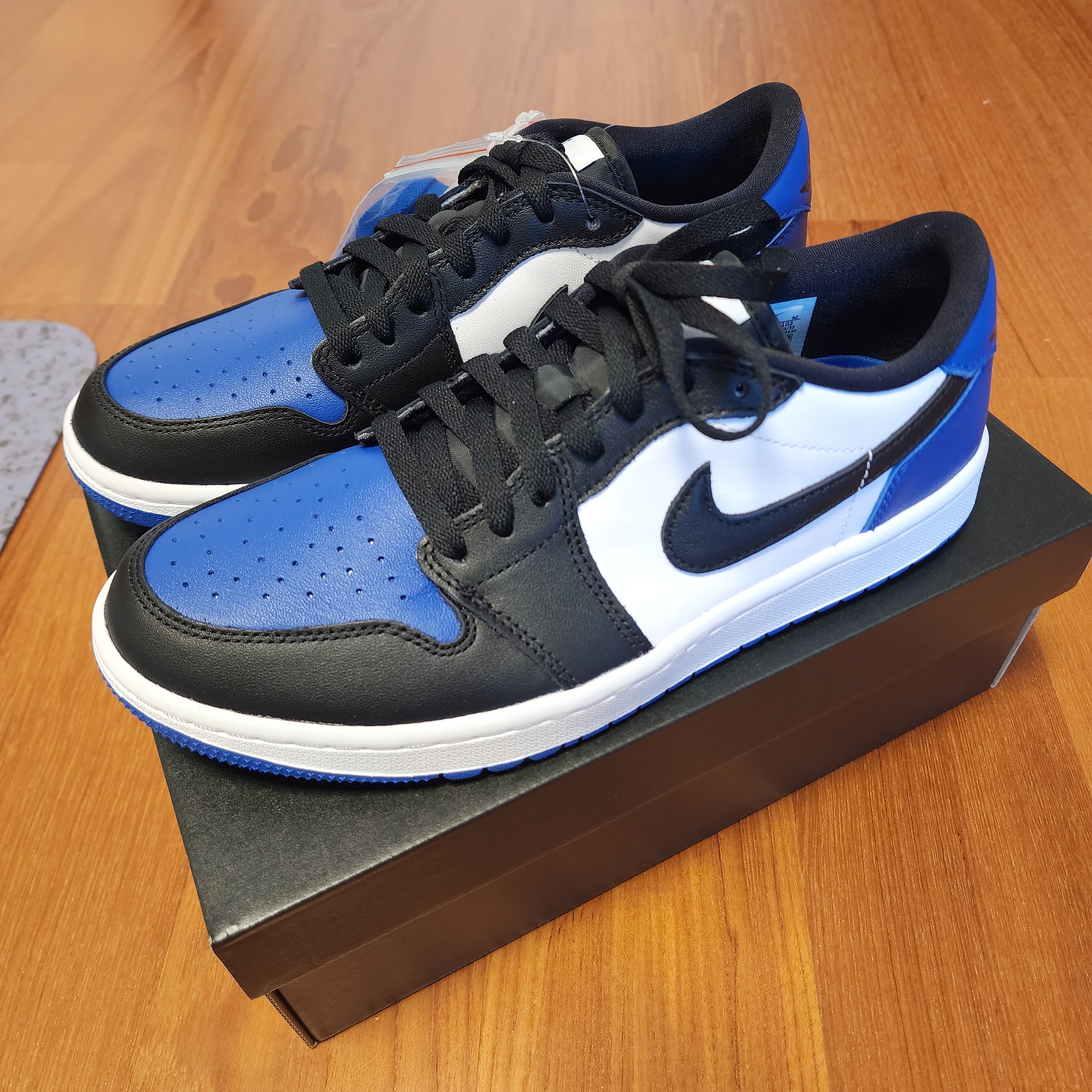 Jordan 1 Low Golf Sport Royal 착용 스타일 - 3
