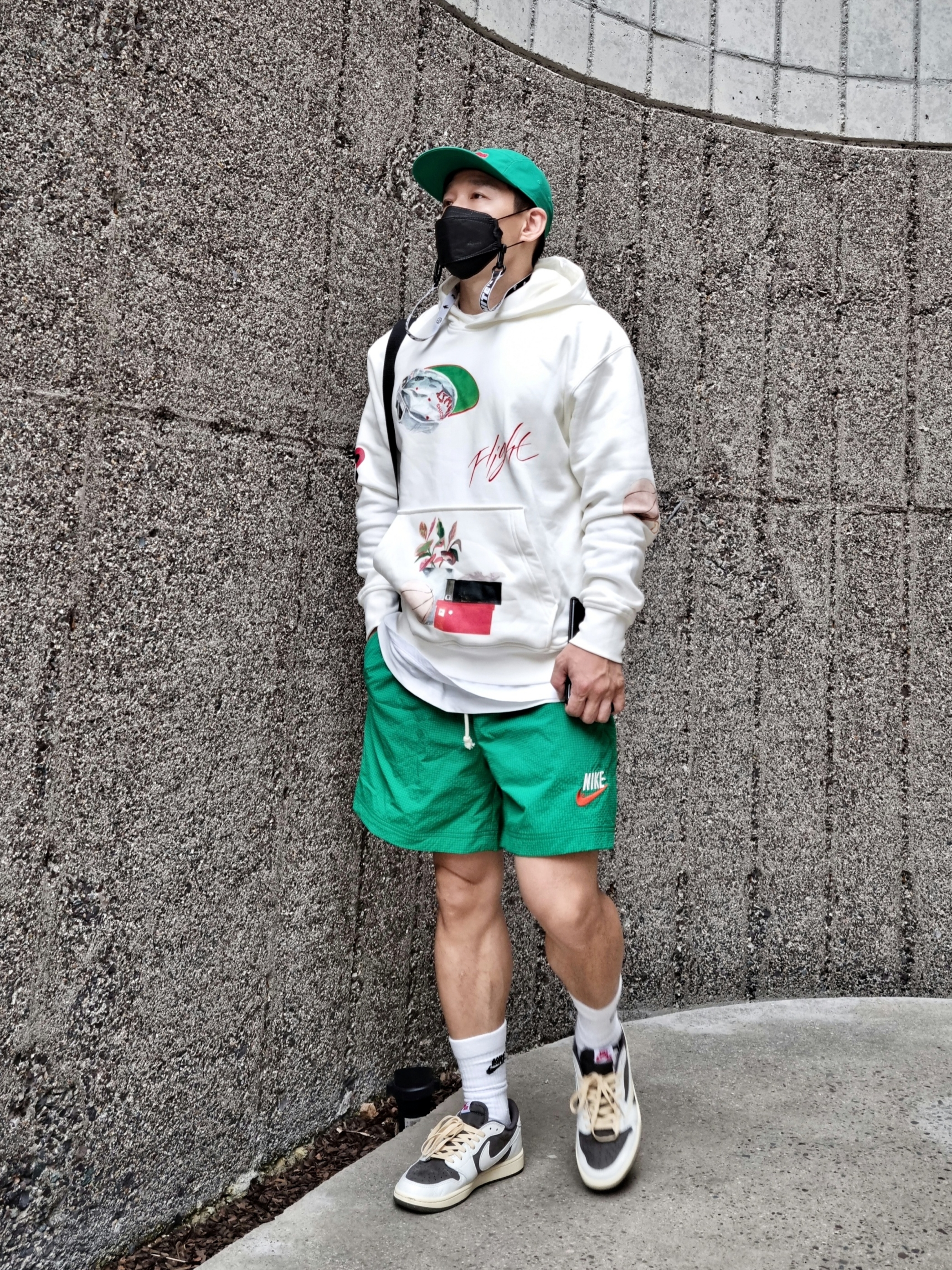 Jordan x Nina Chanel Abney AW84 Adjustable Hat Green, Jordan Flight Artist Series By Jacob Rochester Fleece Pullover Hoodie Sail - Asia 착용 스타일 - 1