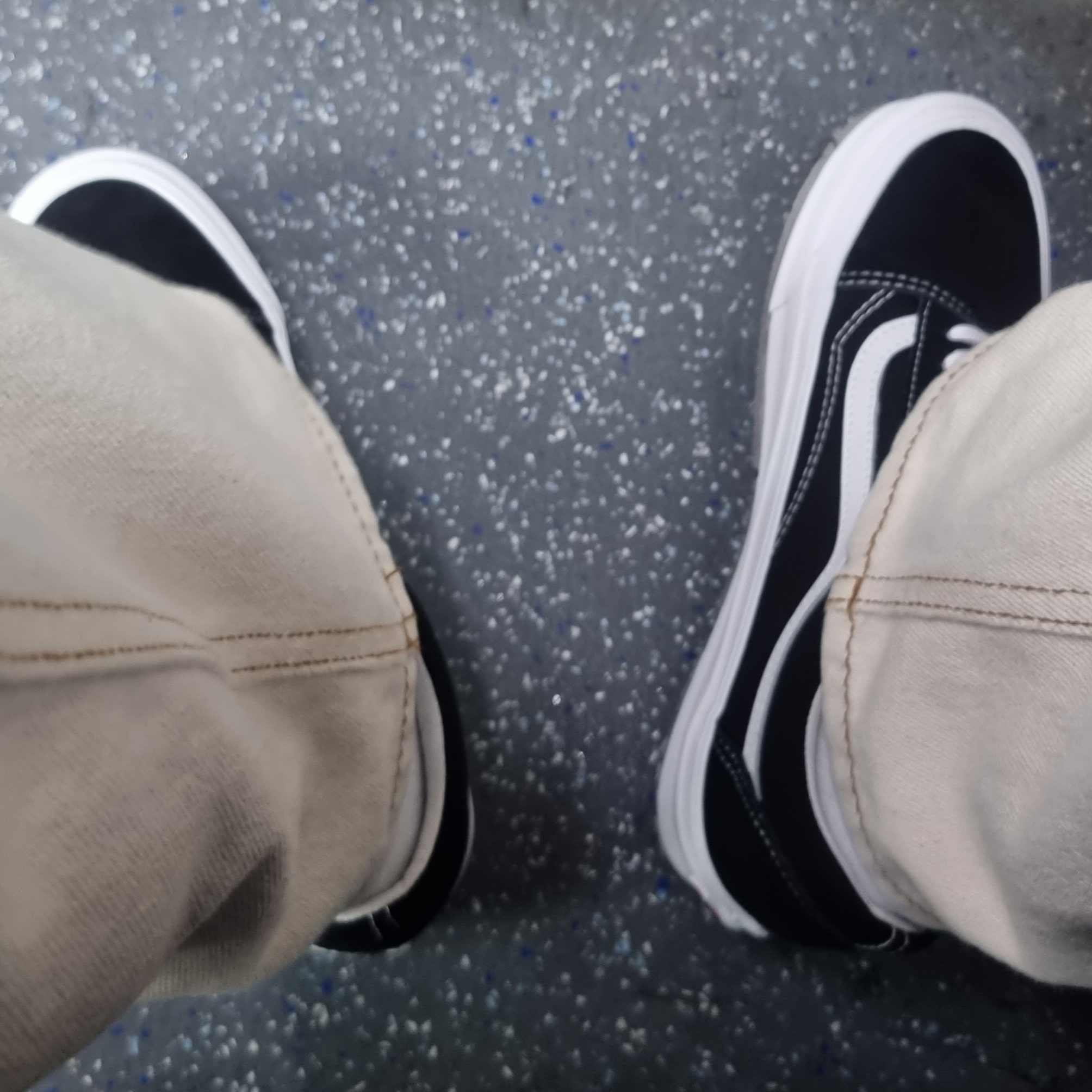 Vans Vault OG Old Skool LX Black 착용 스타일