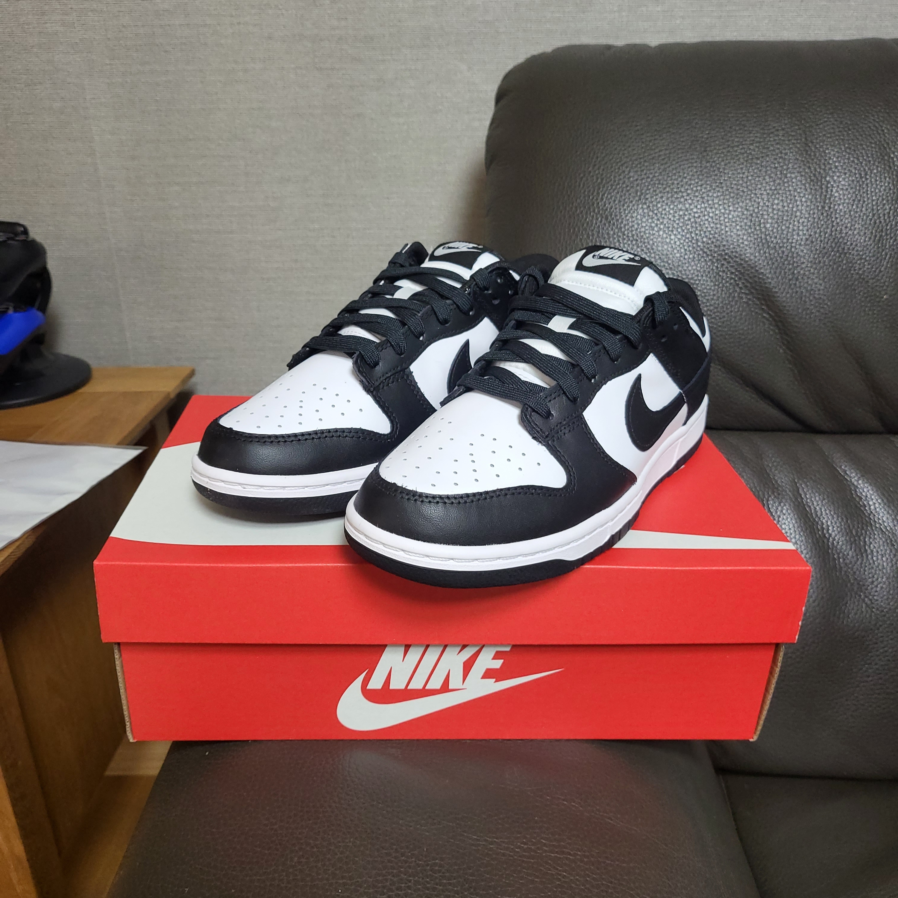 Nike Dunk Low Retro Black 착용 스타일 - 1