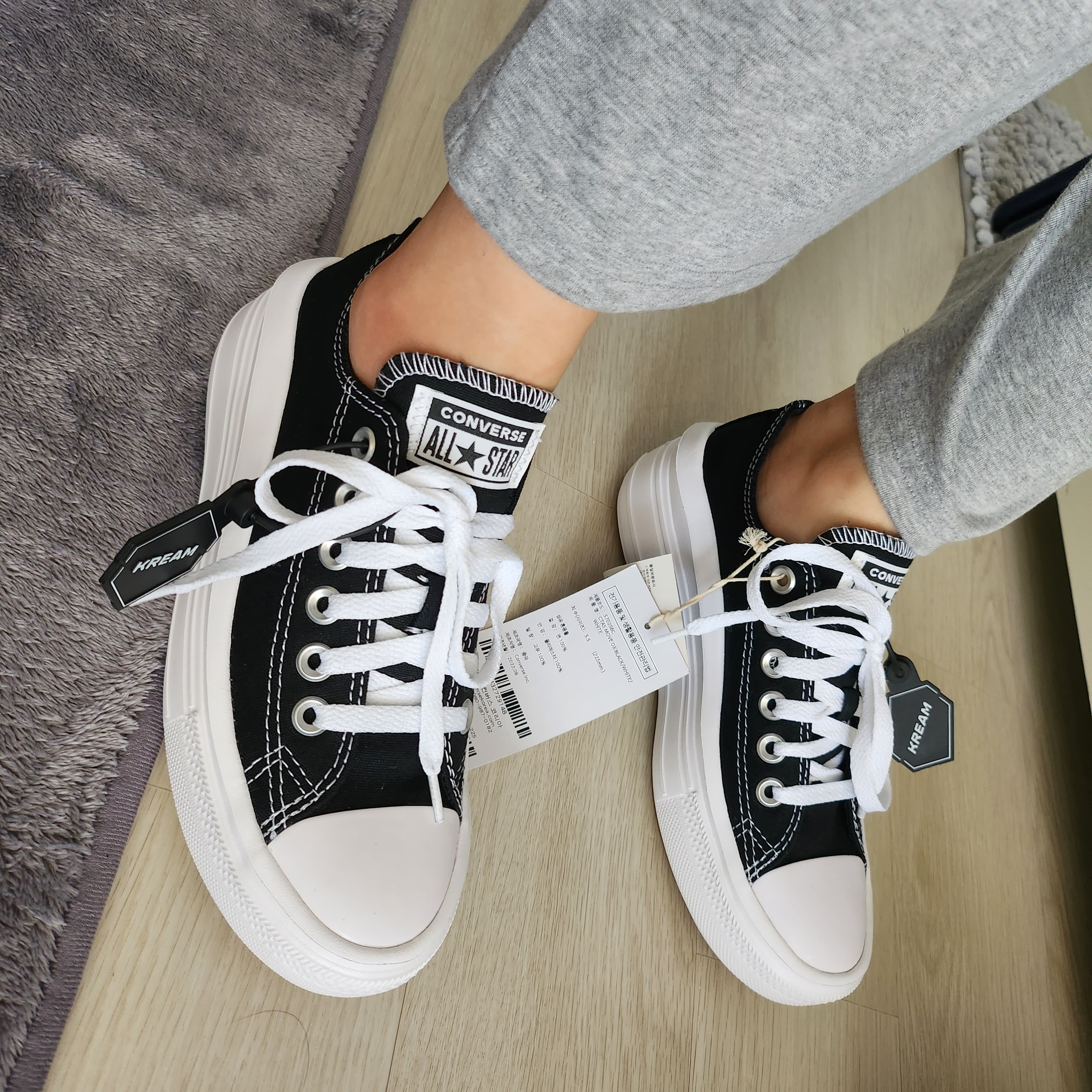 (W) Converse Chuck Taylor All Star Move Ox Black 착용 스타일