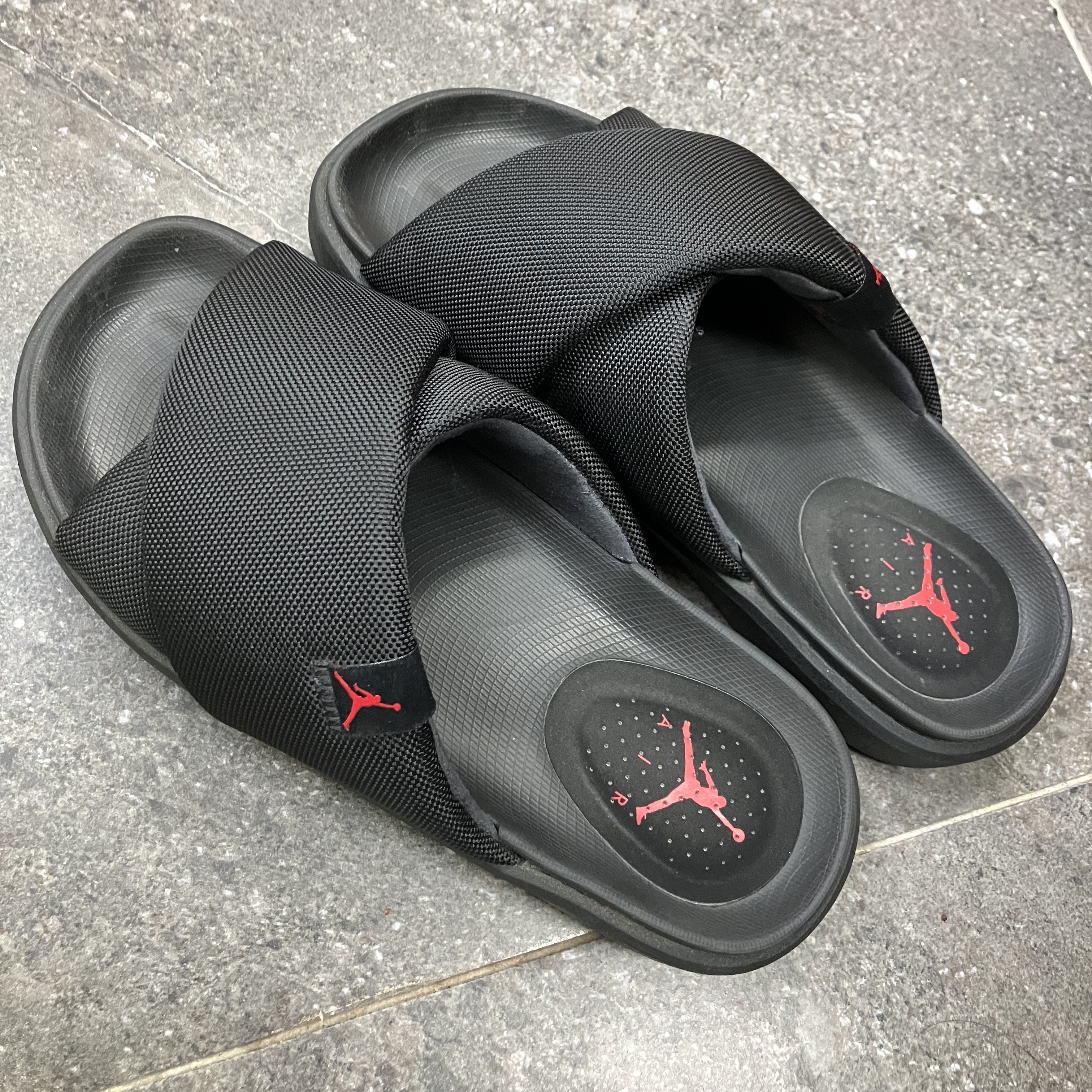 (W) Jordan Sophia Slide Black 착용 스타일