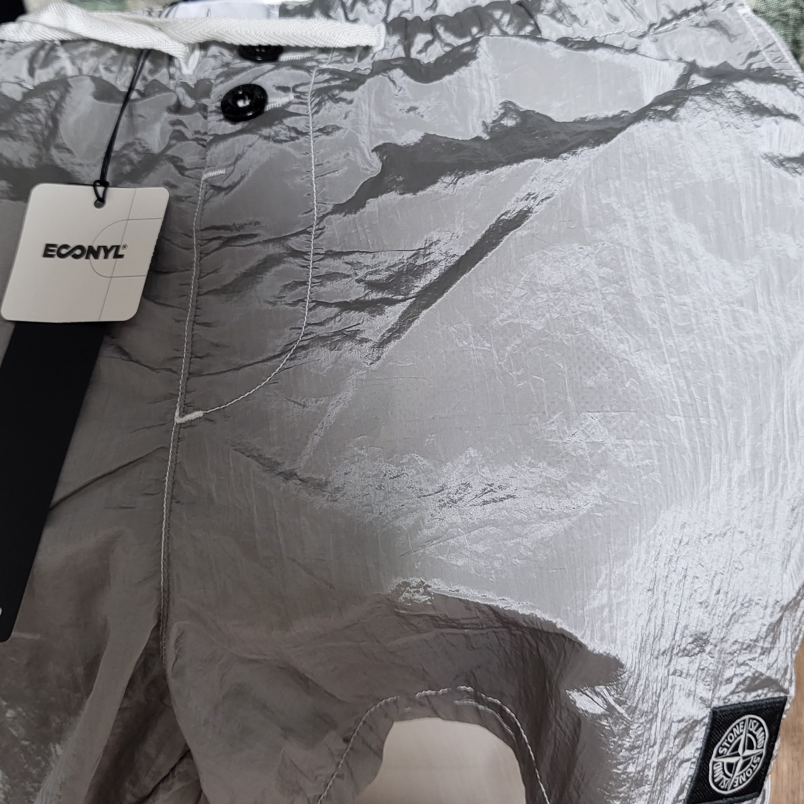 Stone Island B0643 Nylon Metal Swimming Trunk Ice - 22SS 착용 스타일