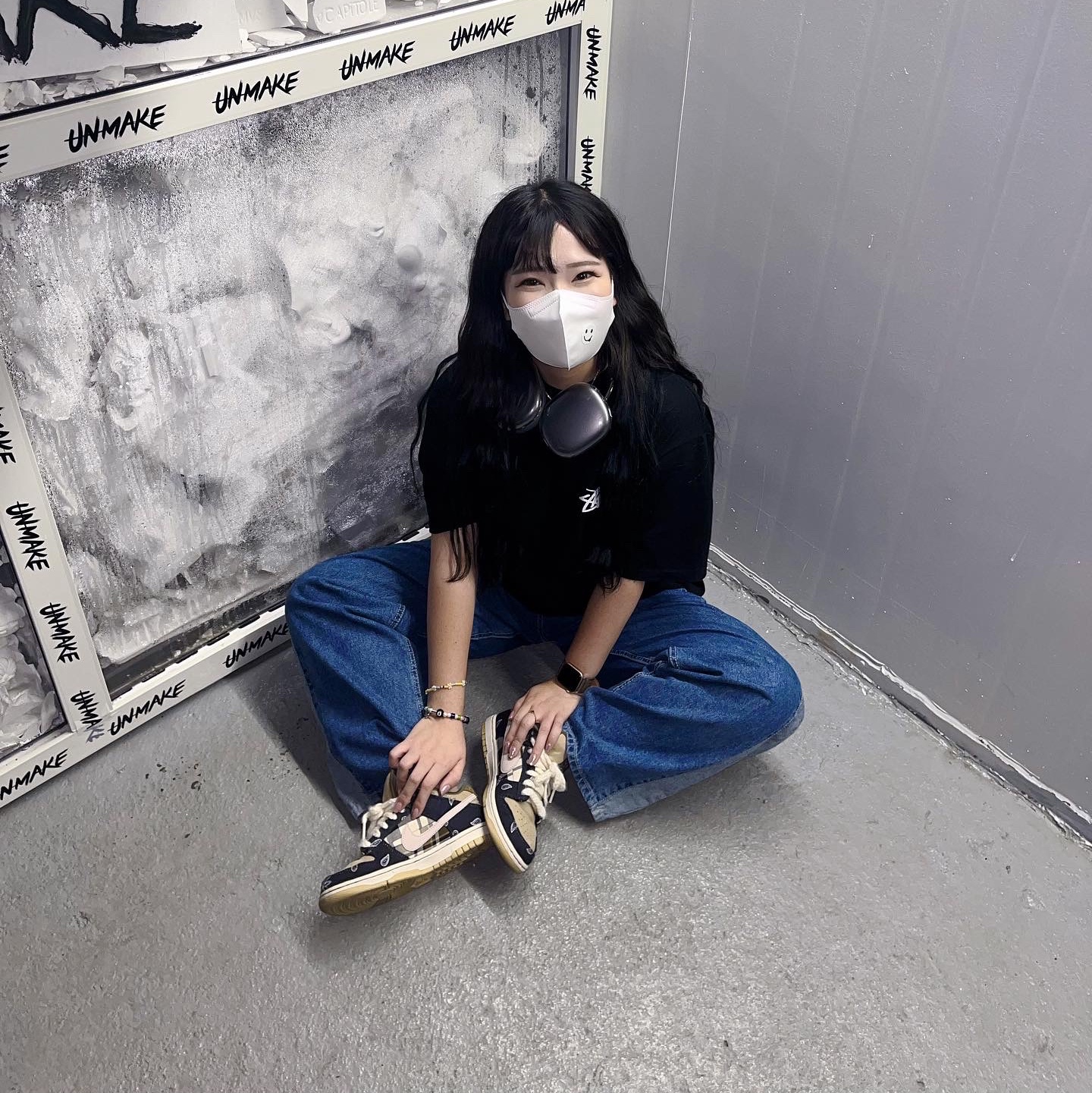 Apple AirPods Max Lightning Space Gray (Korean Ver.), Stussy Fuzzy Dice T-Shirt Black 착용 스타일 - 2
