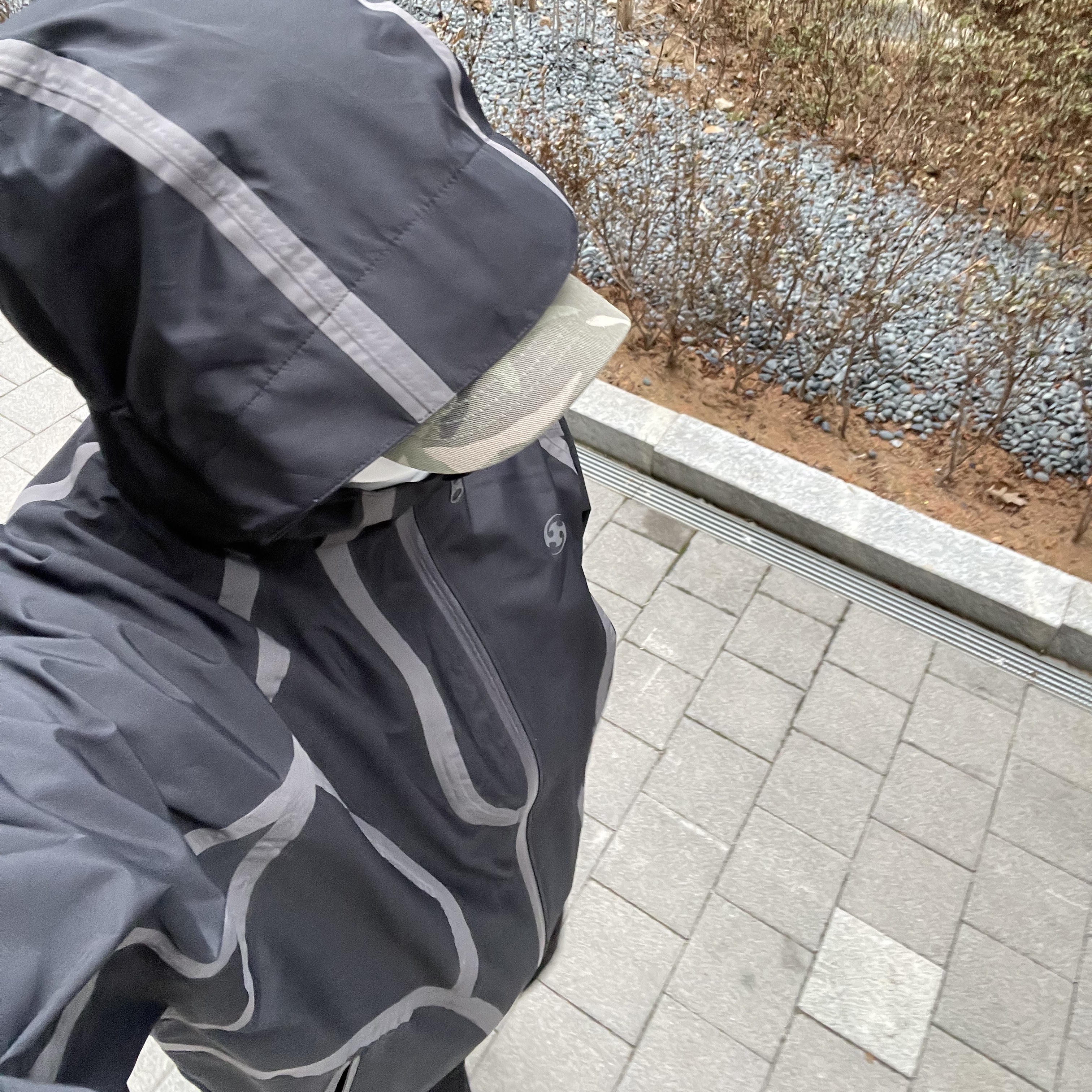 Sansan Gear Windblock Jacket Black - 22SS 착용 스타일