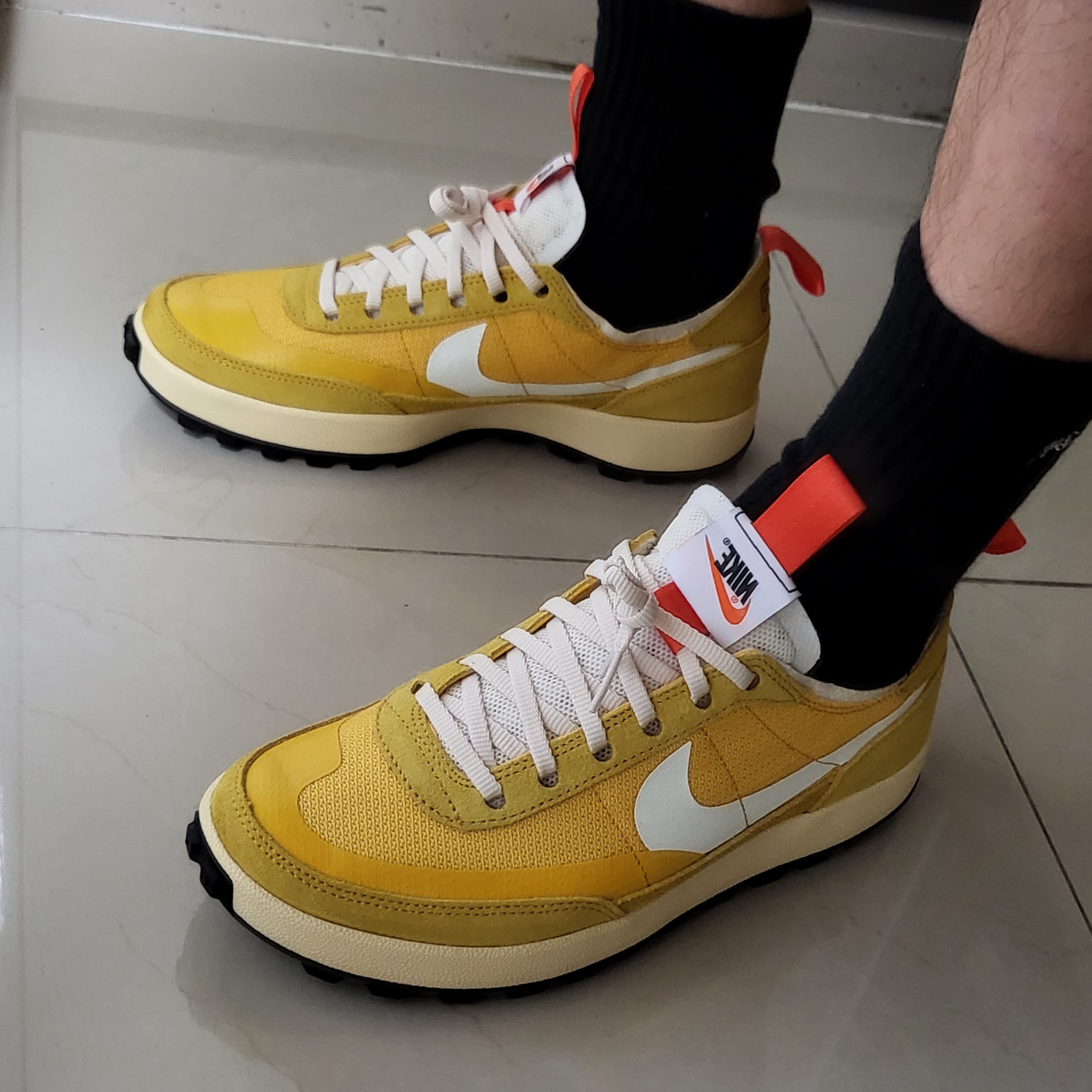 Nike x Tom Sachs General Purpose Shoe Archive, Essentials The Core Collection Sweatshorts Light Oatmeal 착용 스타일 - 3