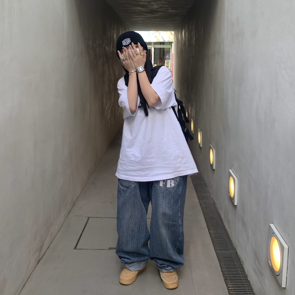 Nike Air Force 1 '07 WB Flax, Stussy 8 Ball T-Shirt White - 22SS 착용 스타일 - 3