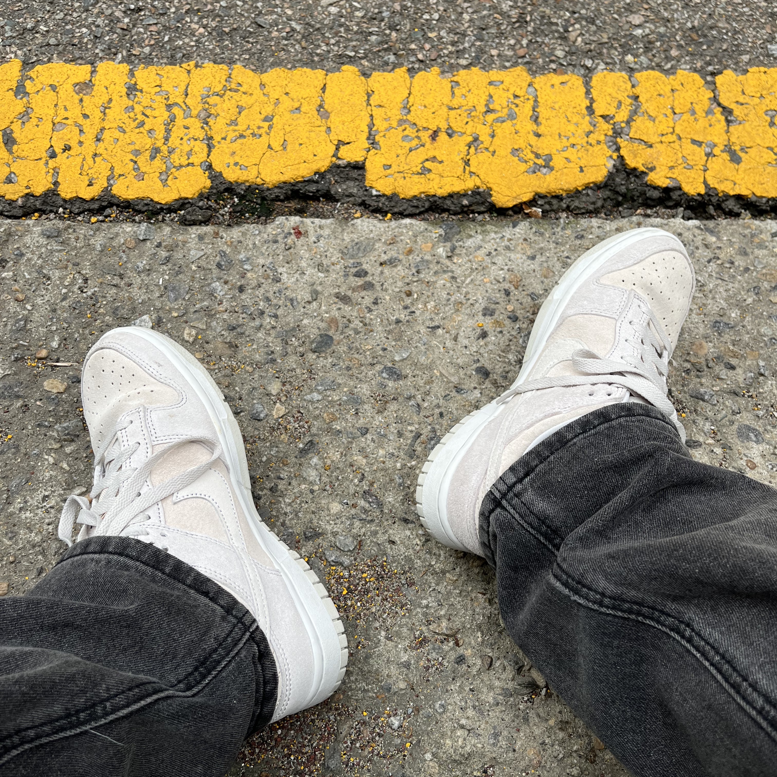 Nike Dunk Low Retro PRM Vast Grey 착용 스타일