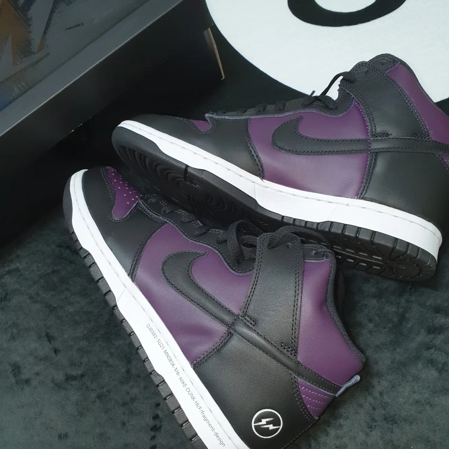 Nike x Fragment Dunk High Black 착용 스타일 - 1
