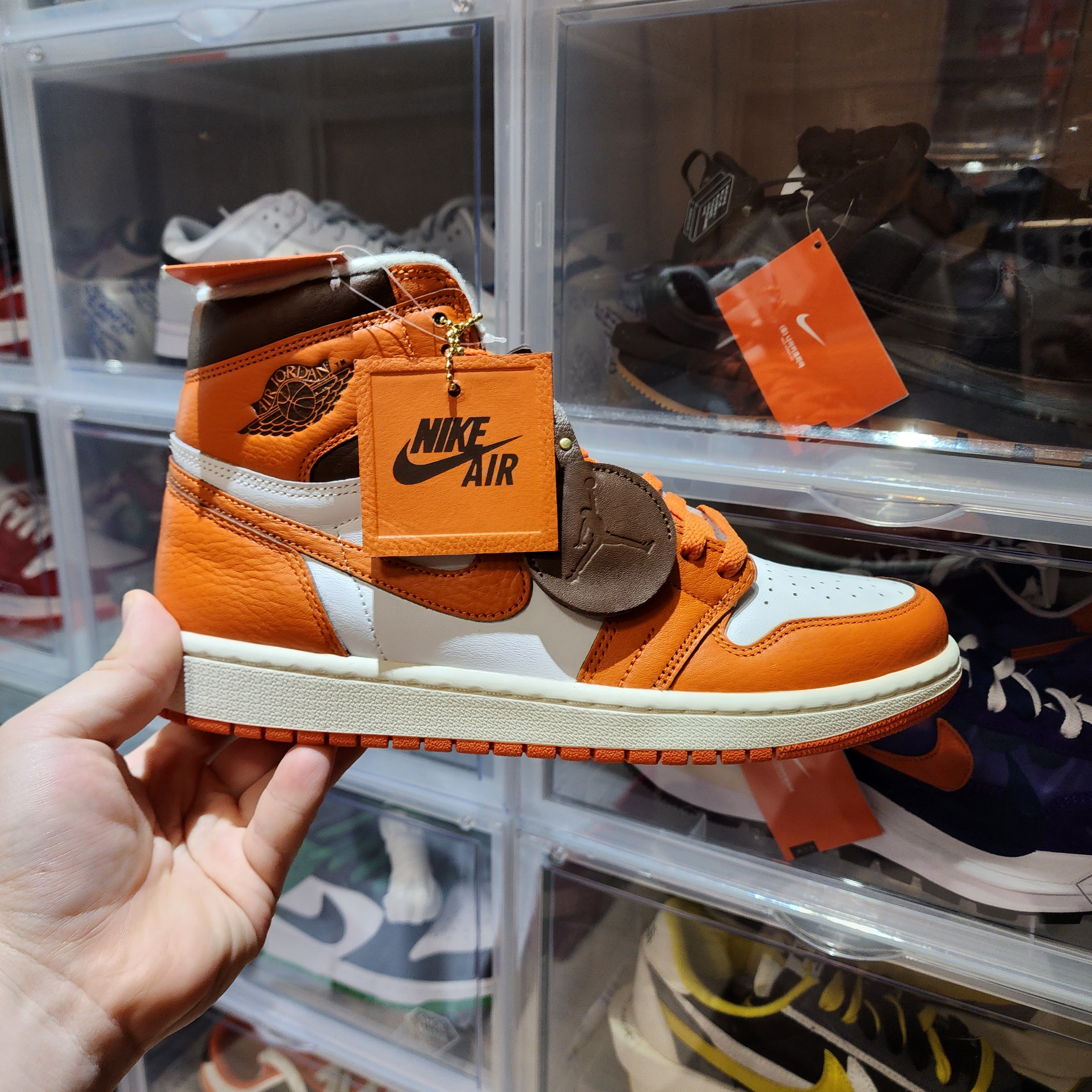 (W) Jordan 1 Retro High OG Starfish 착용 스타일