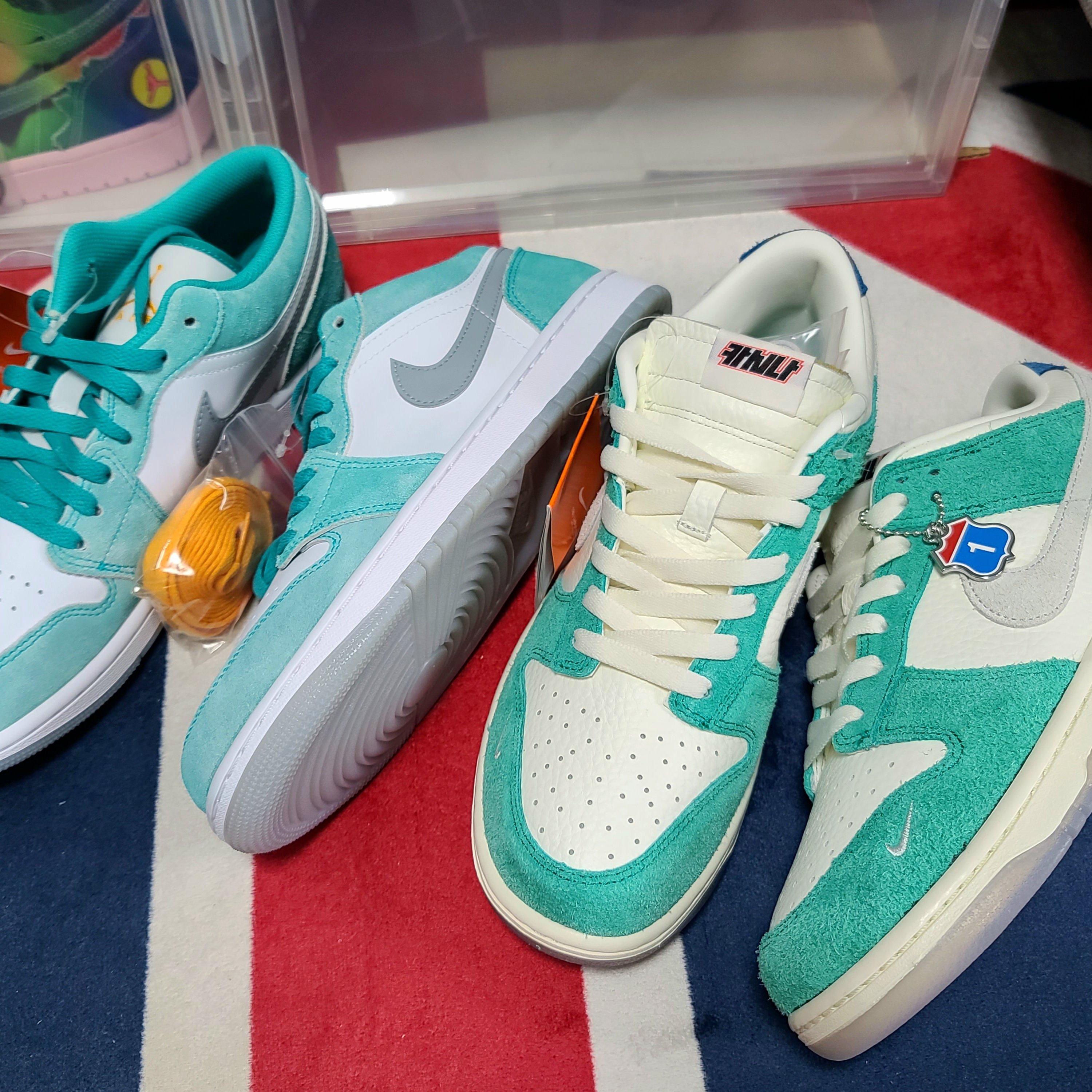 Nike x Kasina Dunk Low Road Sign - Kasina Exclusive, Jordan 1 Low SE New Emerald 착용 스타일 - 2
