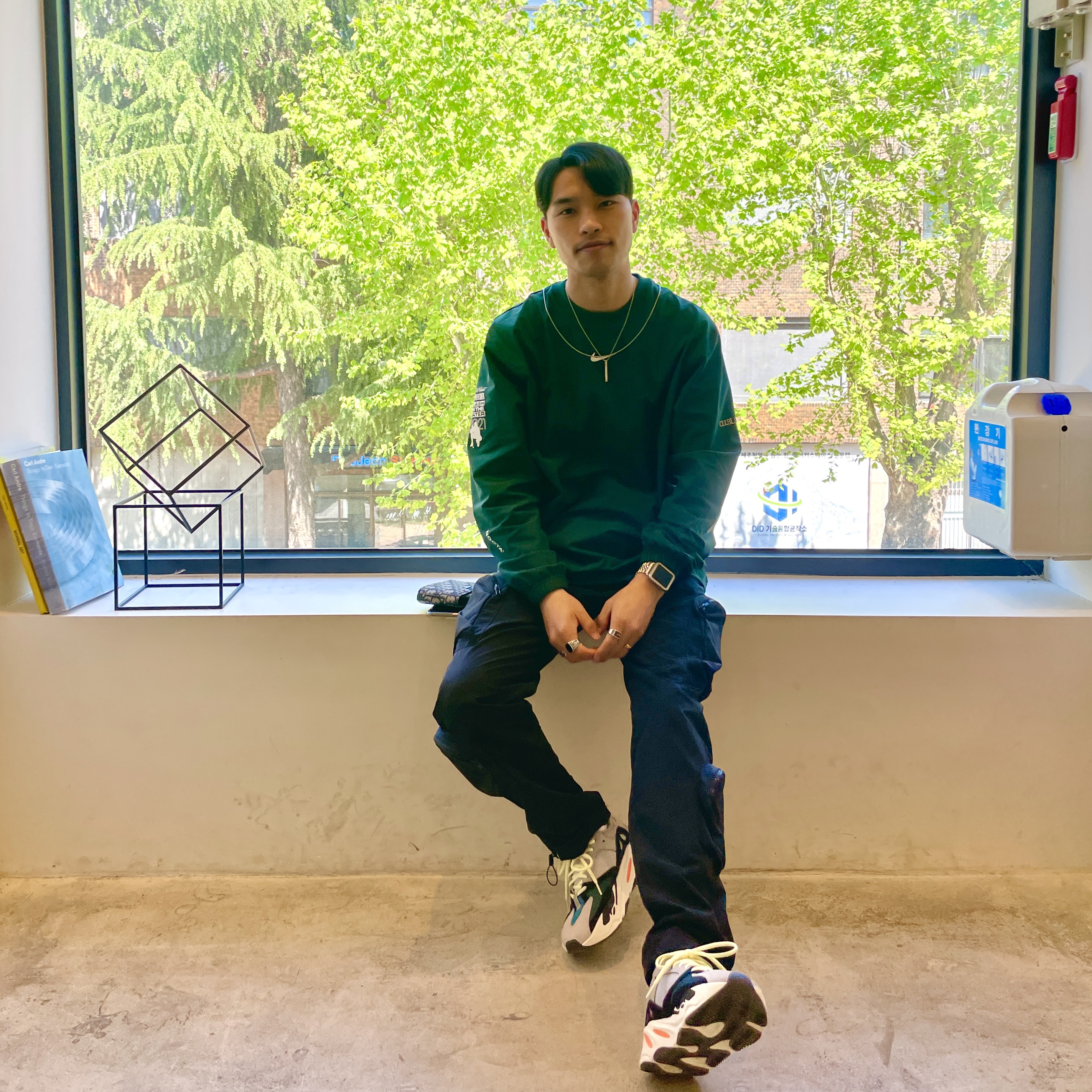 Nike x Drake Nocta Golf Crewneck Top Green - Asia, Adidas Yeezy Boost 700 Wave Runner Solid Grey 2021/2022 착용 스타일