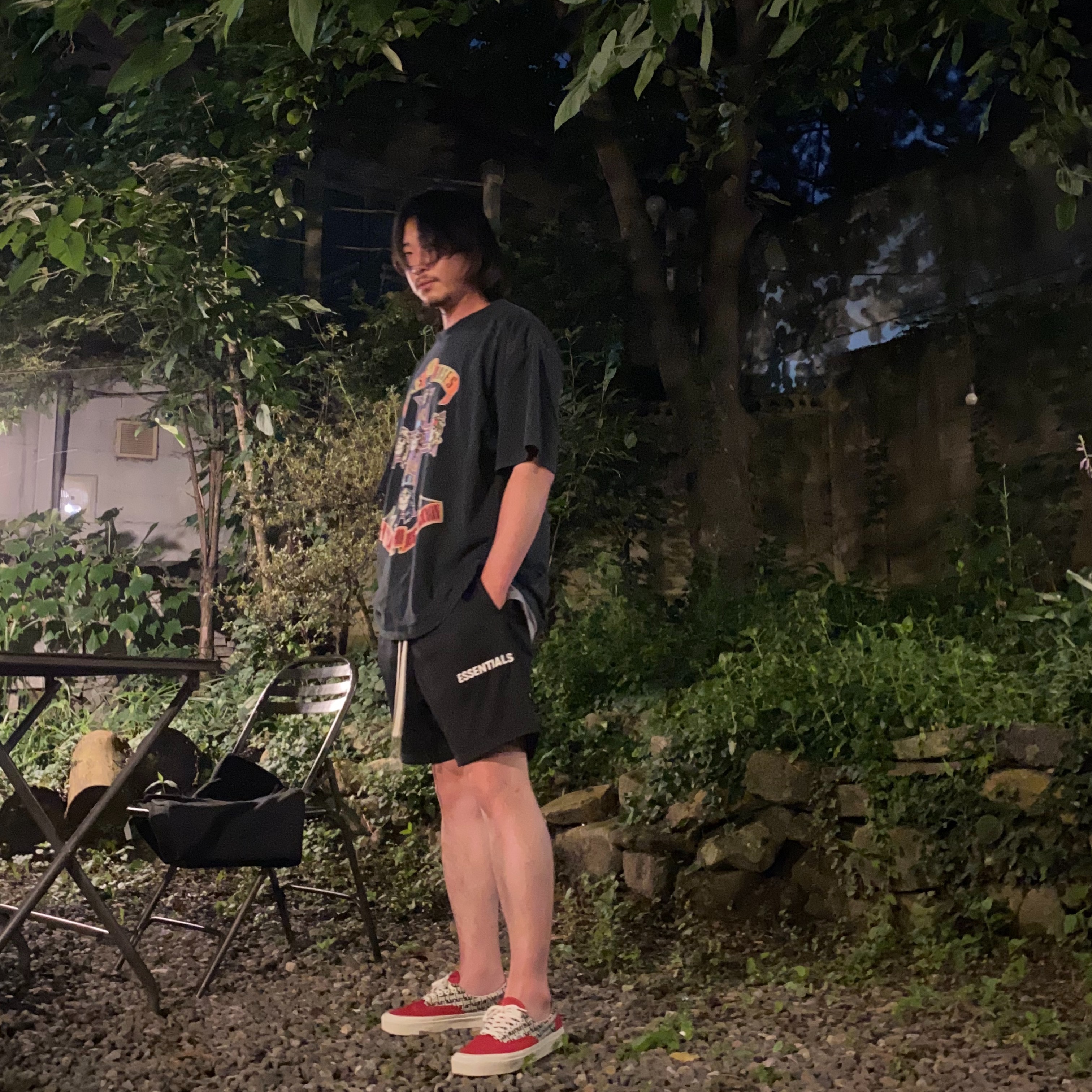 Vans Vault x Fear of God OG Era 95 DX Red 착용 스타일