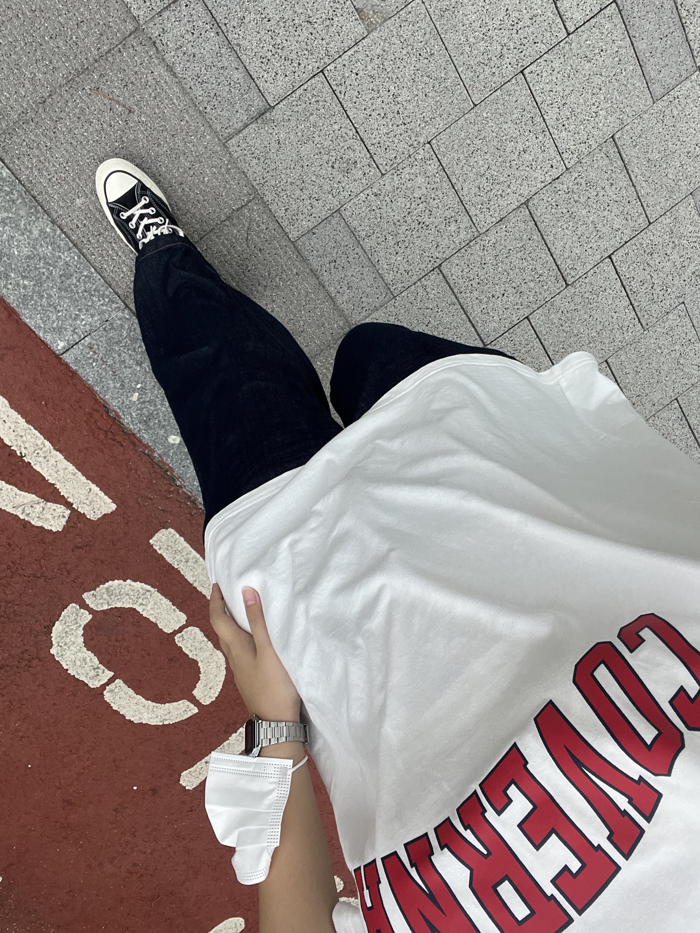 Converse Chuck 70 Hi Black 착용 스타일 - 5