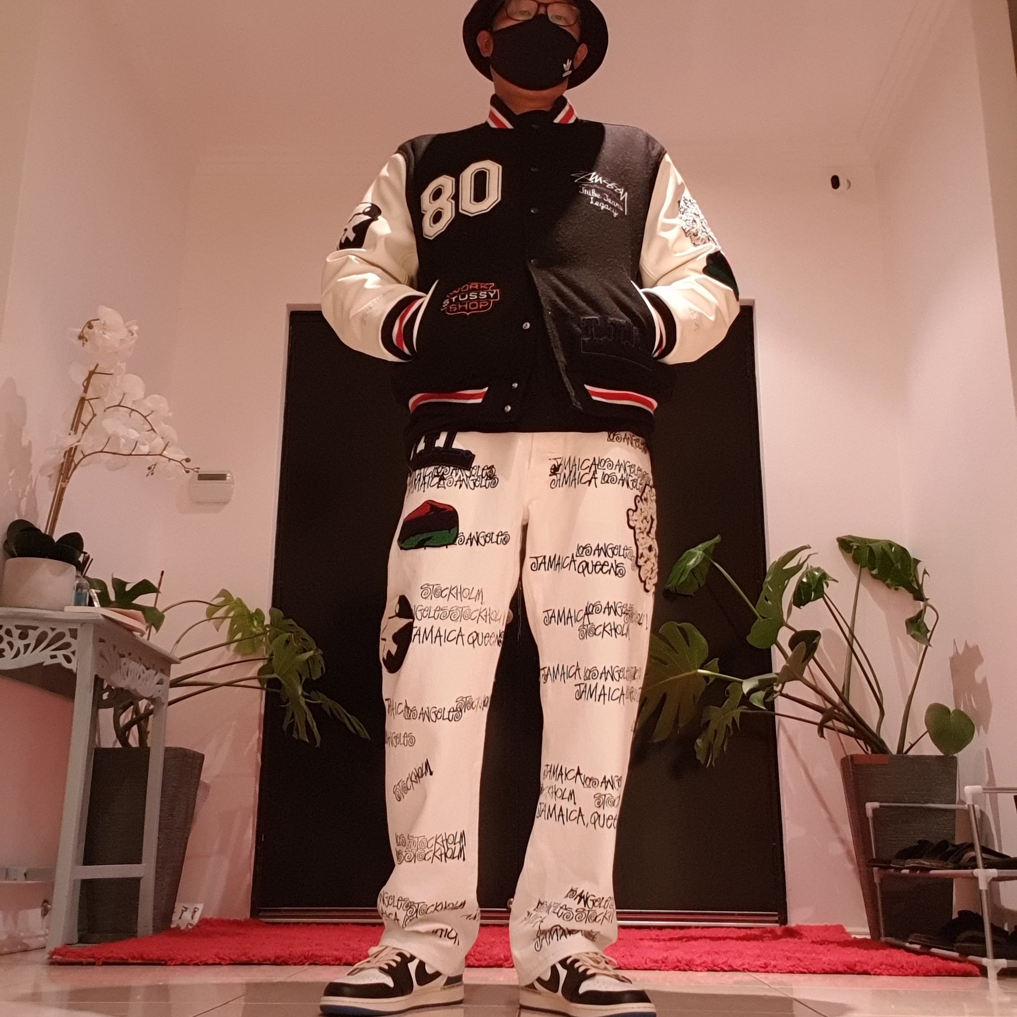 Stussy x Our Legacy x Denim Tears TTL 501 Jean White, Stussy x Our Legacy x Denim Tears TTL Varsity Jacket Black 착용 스타일 - 1