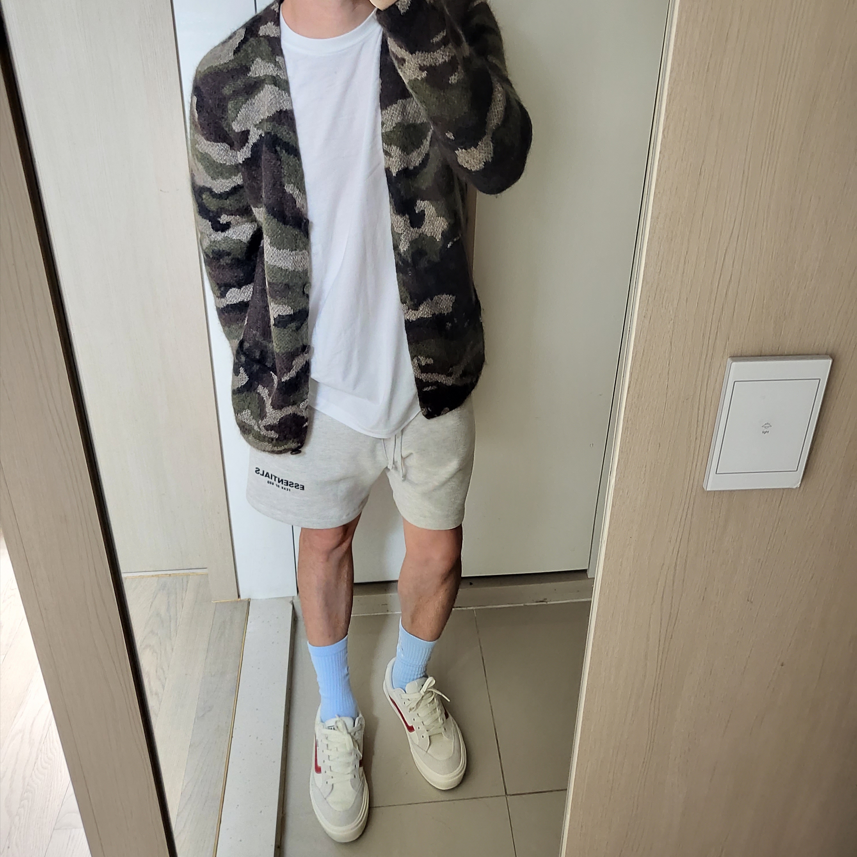 Jordan x J Balvin Legacy Energy Crew Socks Celestine Blue 착용 스타일 - 2