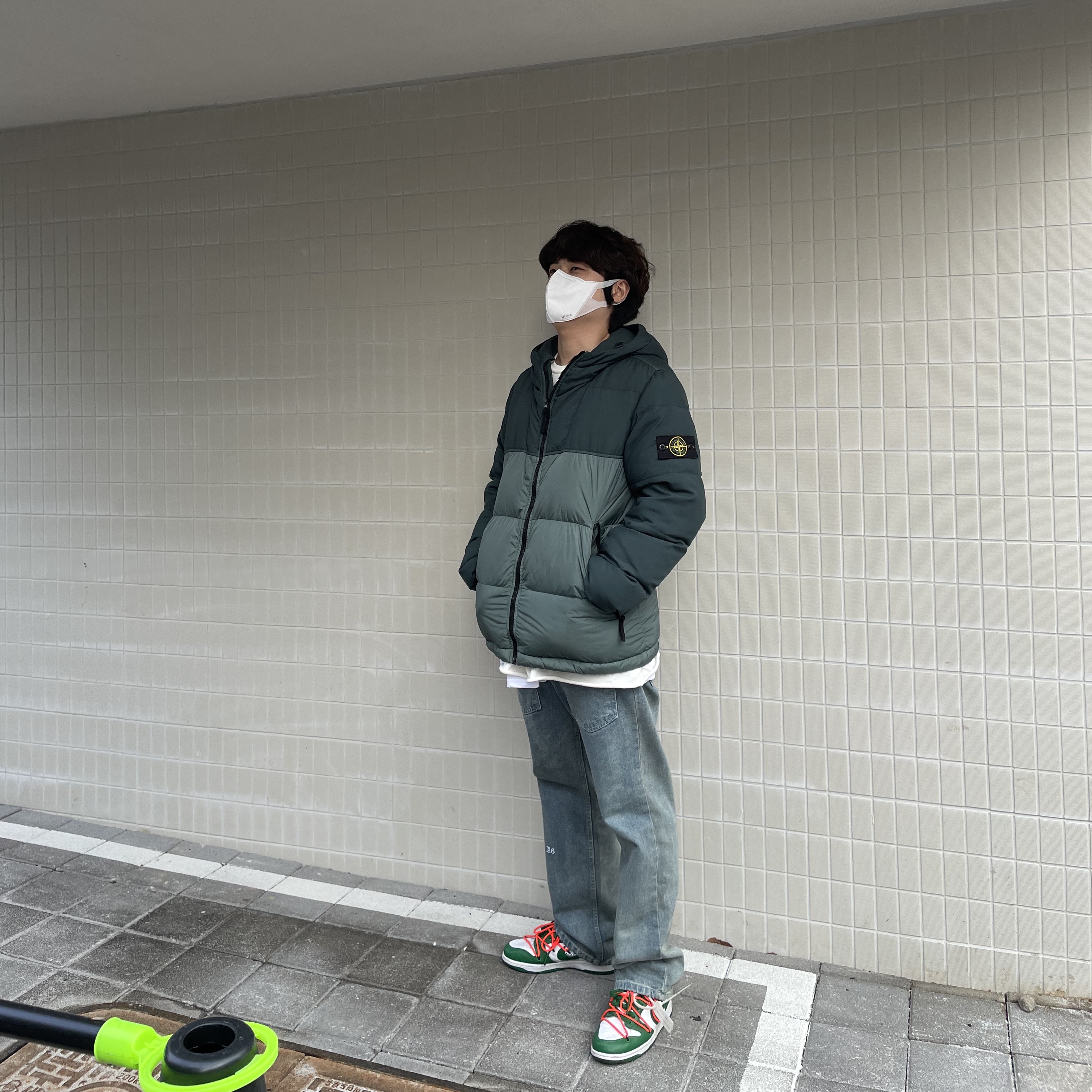 Nike x Off-White Dunk Low Pine Green 착용 스타일