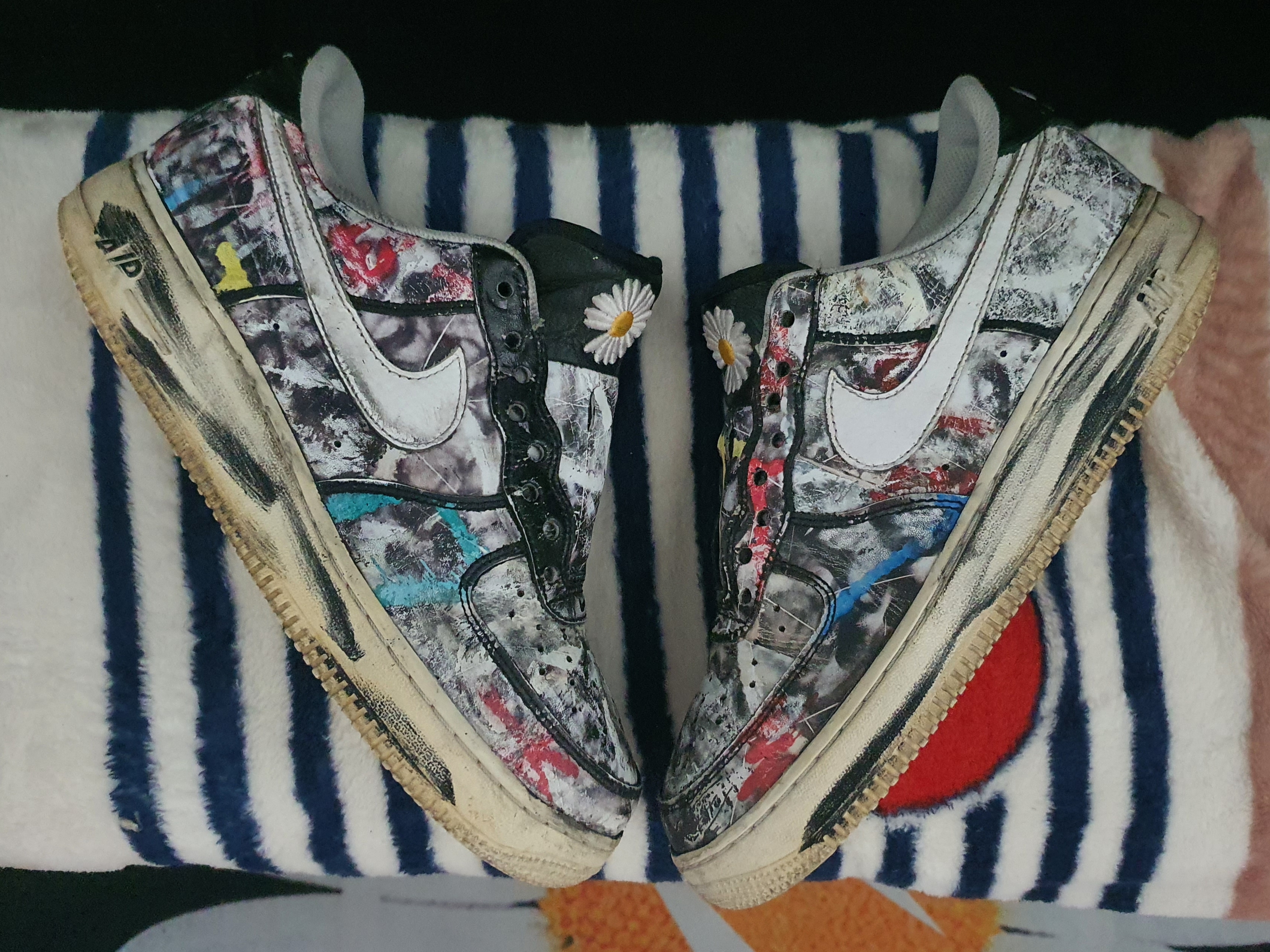 Nike x Peaceminusone Air Force 1 Low Para-Noise 착용 스타일