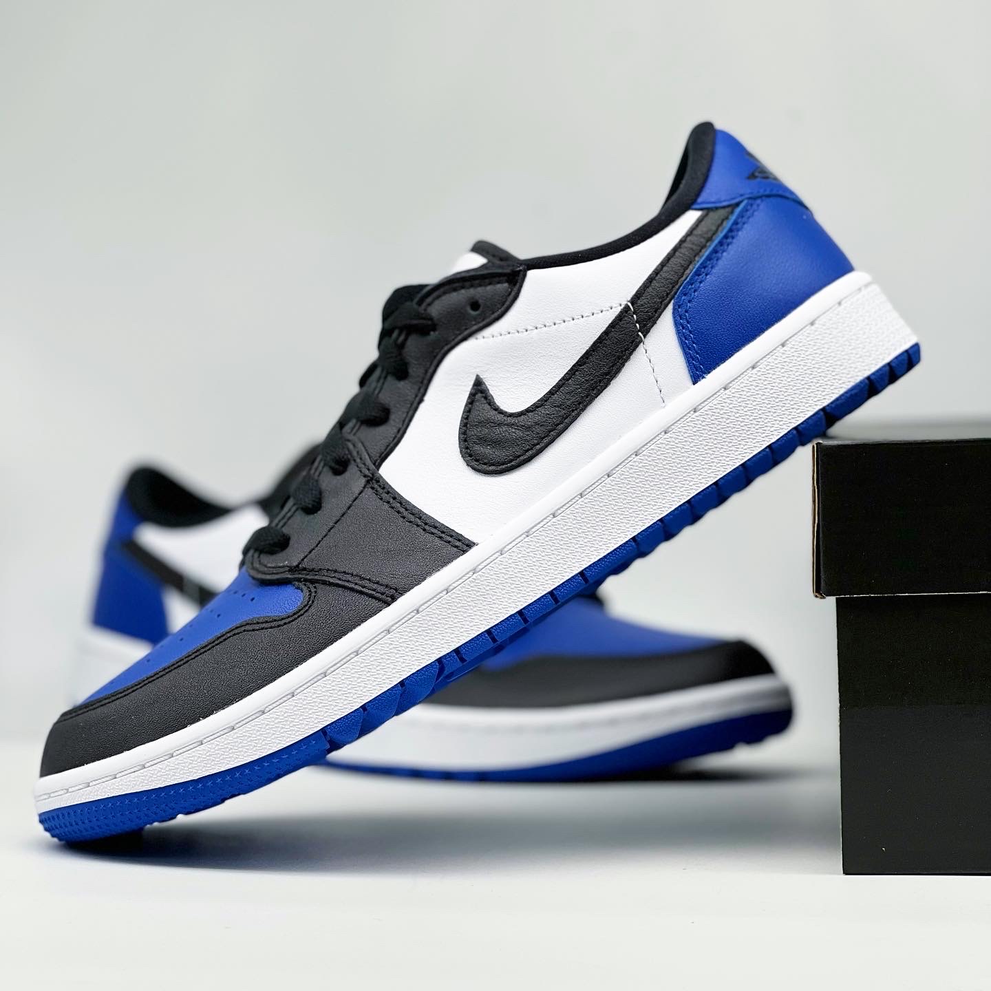 Jordan 1 Low Golf Sport Royal 착용 스타일 - 4