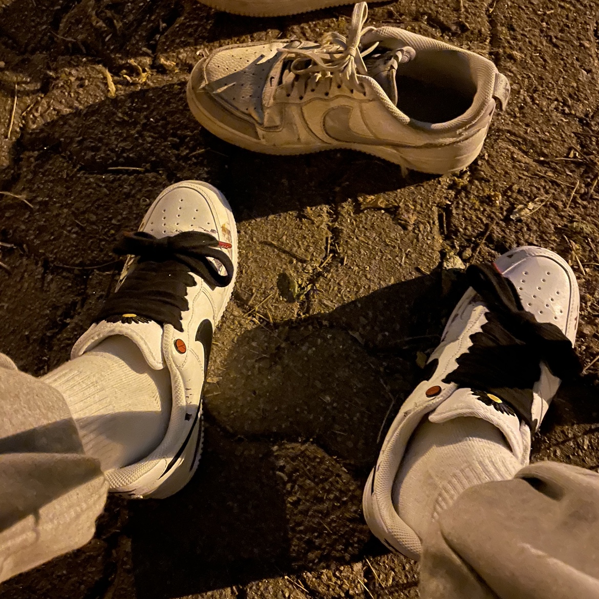 Nike Air Force 1 '07 LV8 2 Under Construction White, Nike x Peaceminusone Air Force 1 Low Para-Noise 2.0 착용 스타일
