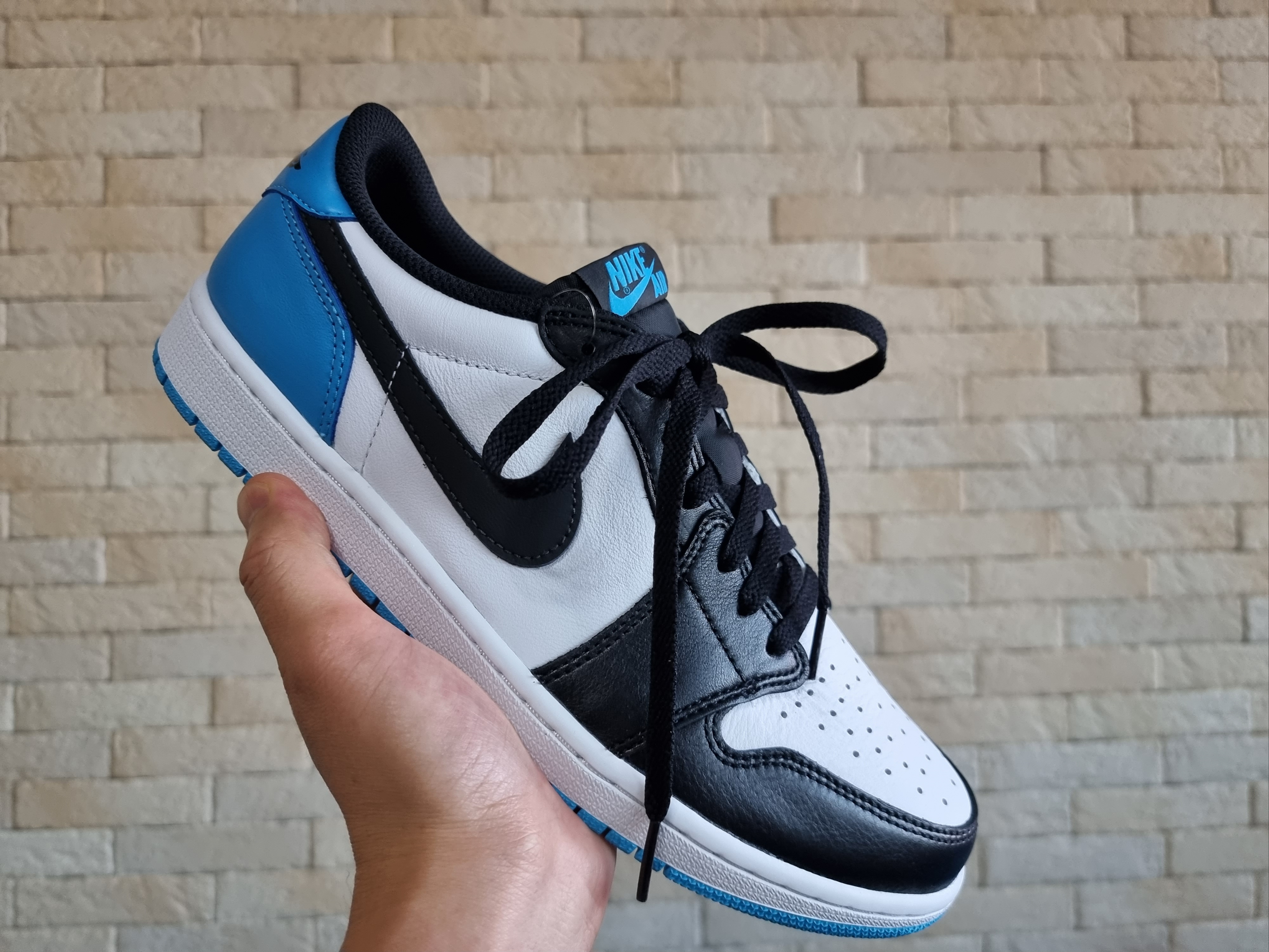 Jordan 1 Retro Low OG Black and Dark Powder Blue, (W) Jordan 1 Retro Low OG Black and Dark Powder Blue 착용 스타일 - 4