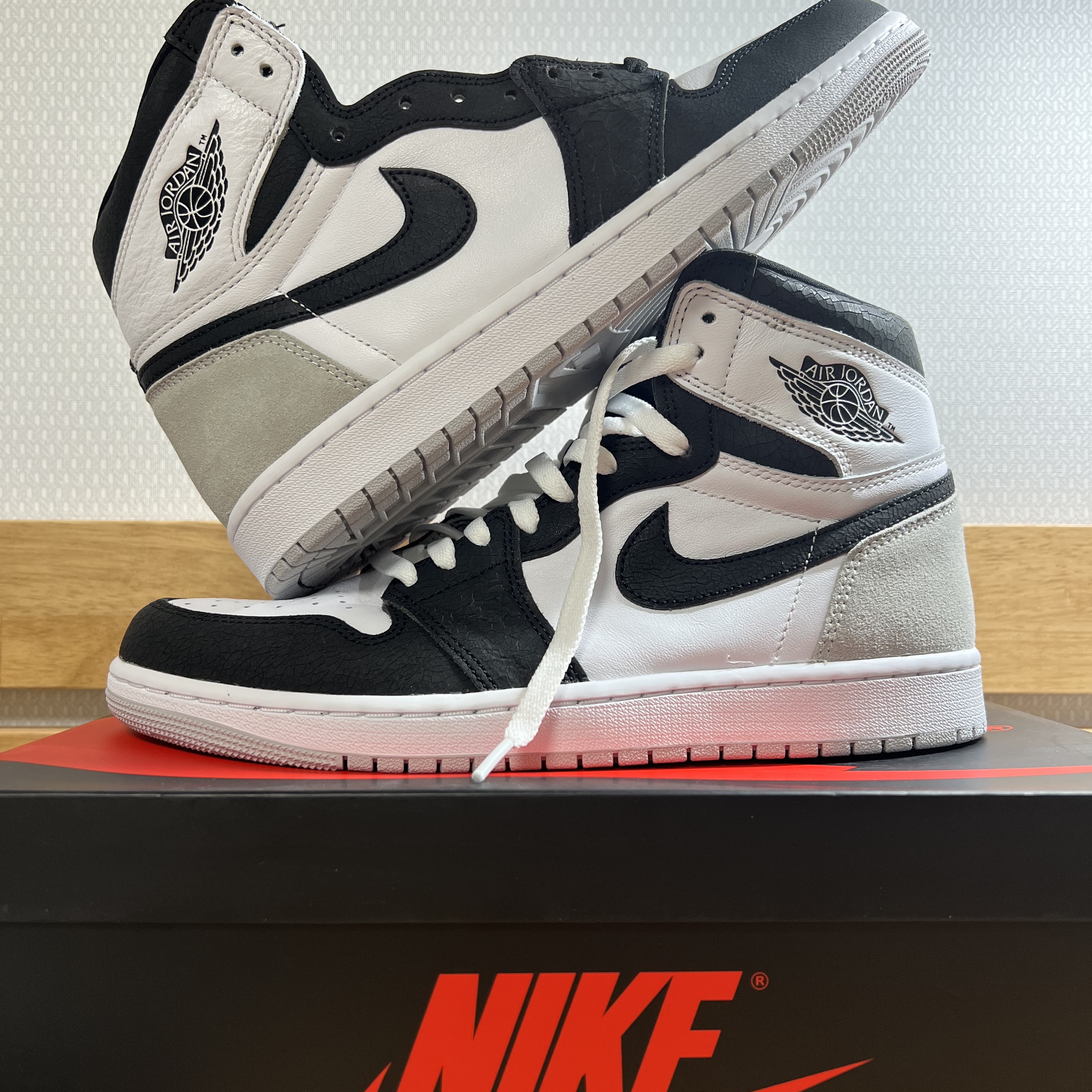 Jordan 1 Retro High OG Bleached Coral 착용 스타일