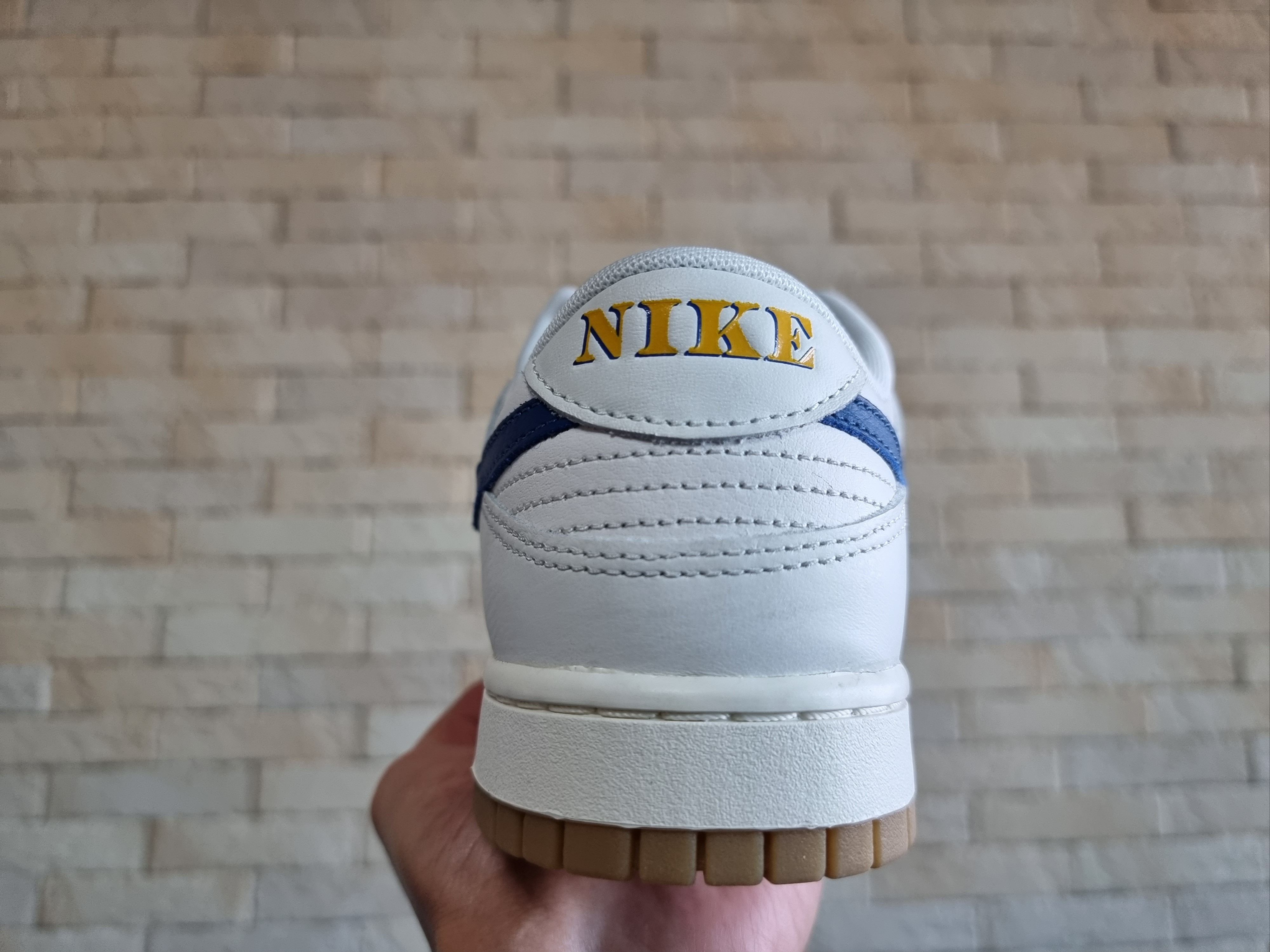 Nike Dunk Low SE Sail Dark Marina Blue 착용 스타일 - 5
