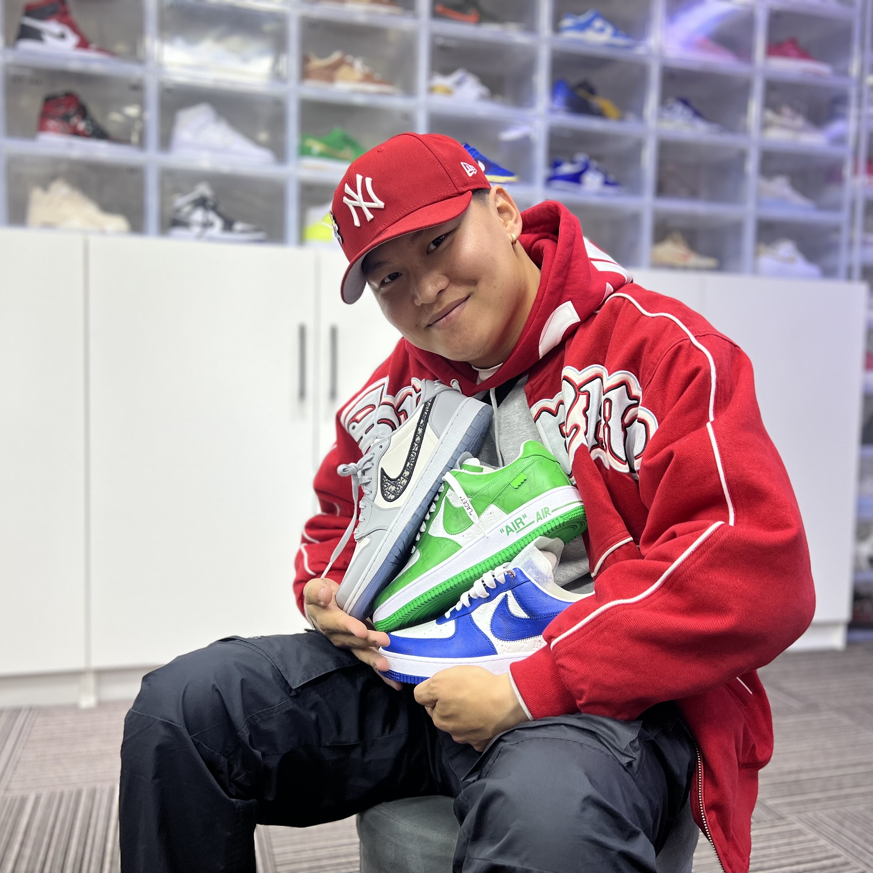Jordan 1 x Dior Low OG, Louis Vuitton x Nike Air Force 1 Low by Virgil Abloh White Gym Green 착용 스타일