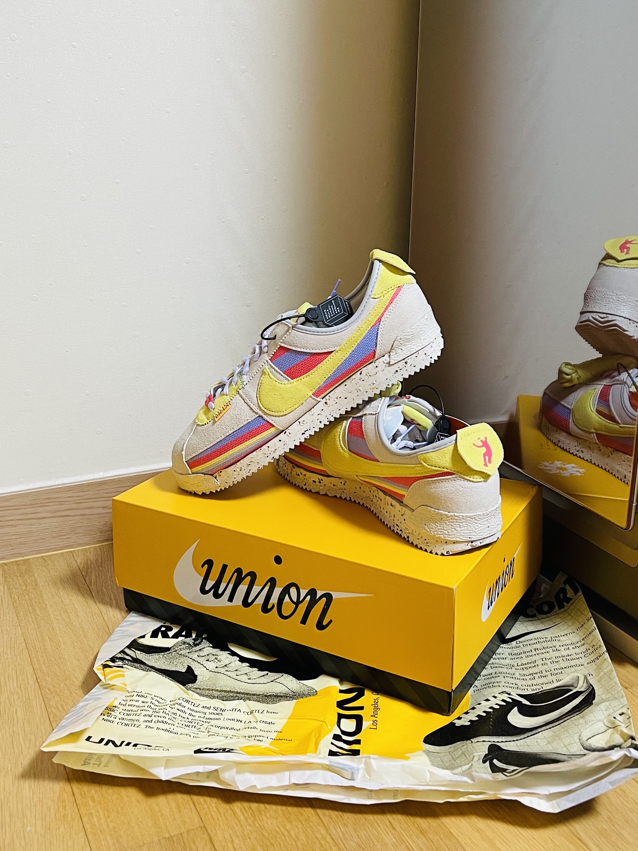 Nike x Union Cortez SP Lemon Frost, Nike x Union Cortez SP Sesame 착용 스타일